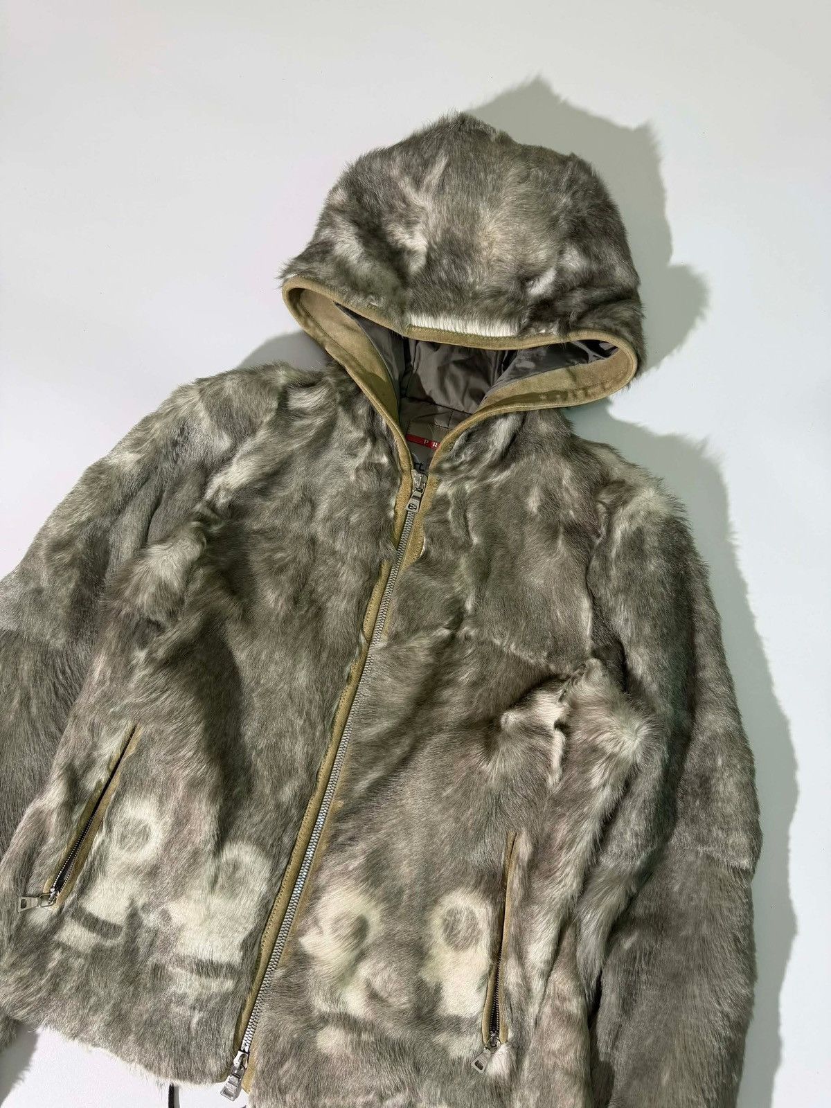 Prada Prada A/W2001 Inuit Dyed Goat Fur Zip Hoodie Size M / US 6-8 / IT 42-44 - 4 Thumbnail