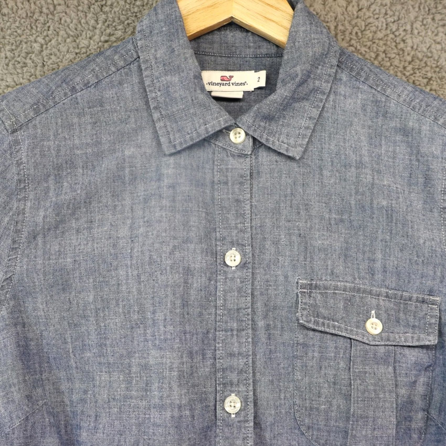 Vineyard Vines Vineyard Vines Shirt Chambray Button Up Womens Size 2 Blue Shirt Size XS / US 0-2 / IT 36-38 - 2 Thumbnail