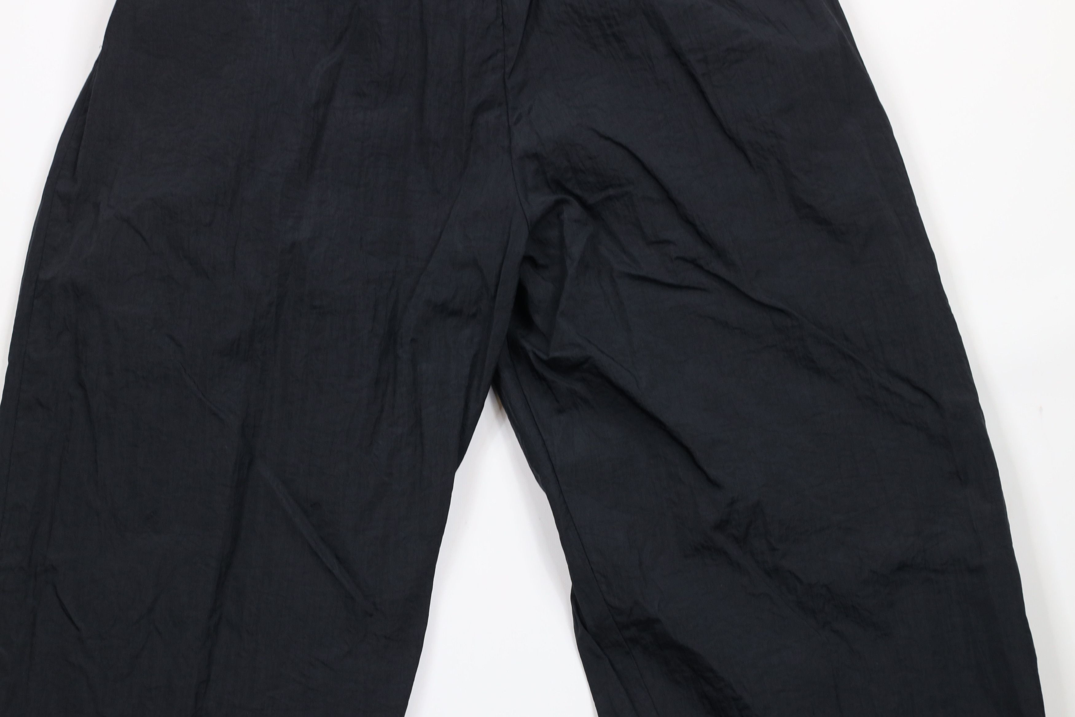 Vintage Vintage 90s Streetwear Cuffed Joggers Pants Black Nylon Size US 36 / EU 52 - 11 Thumbnail