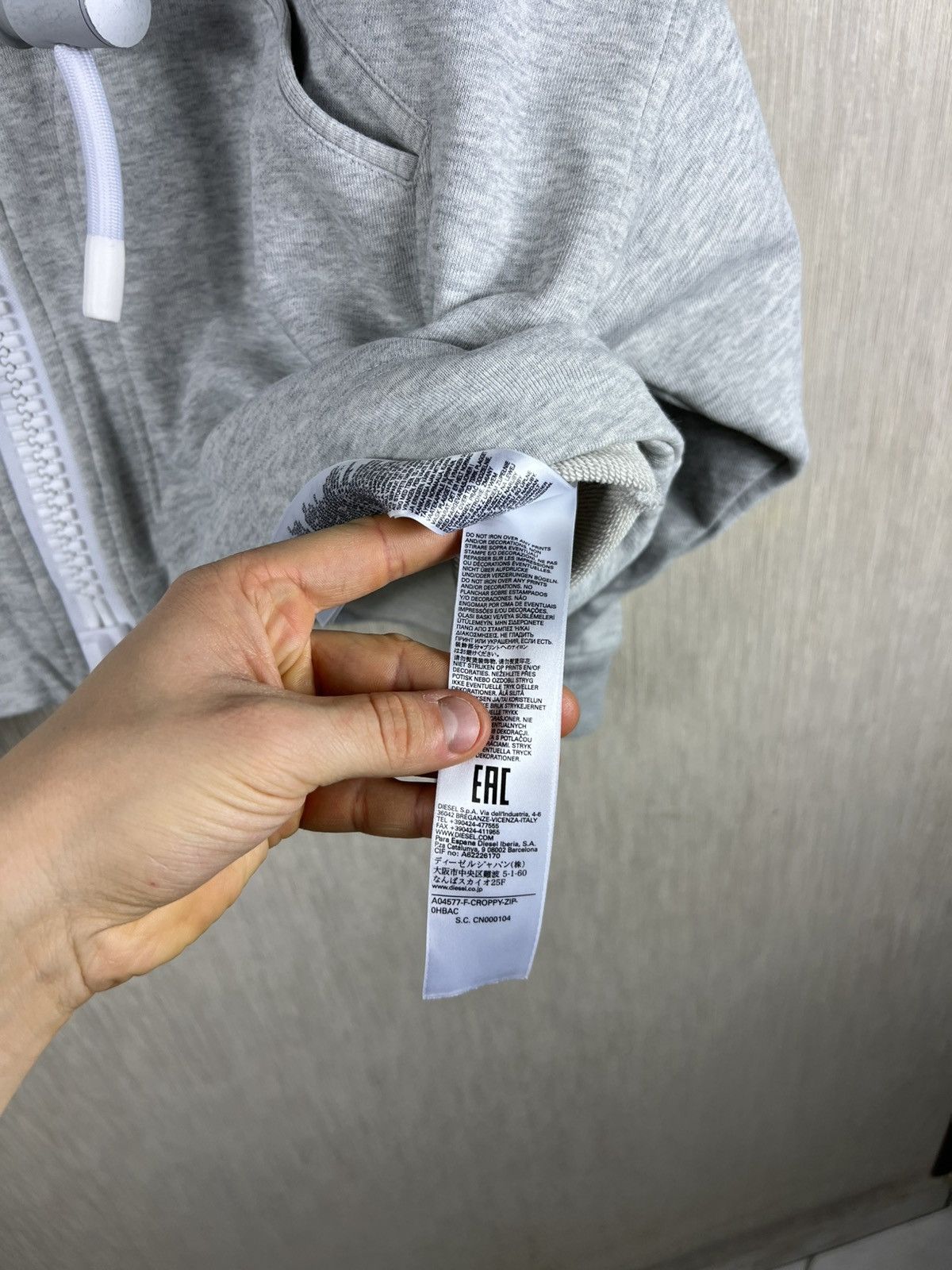 Diesel Diesel F-Croppy-Zip cropped big zip hoodie undersized zipper Size XS / US 0-2 / IT 36-38 - 18 Thumbnail