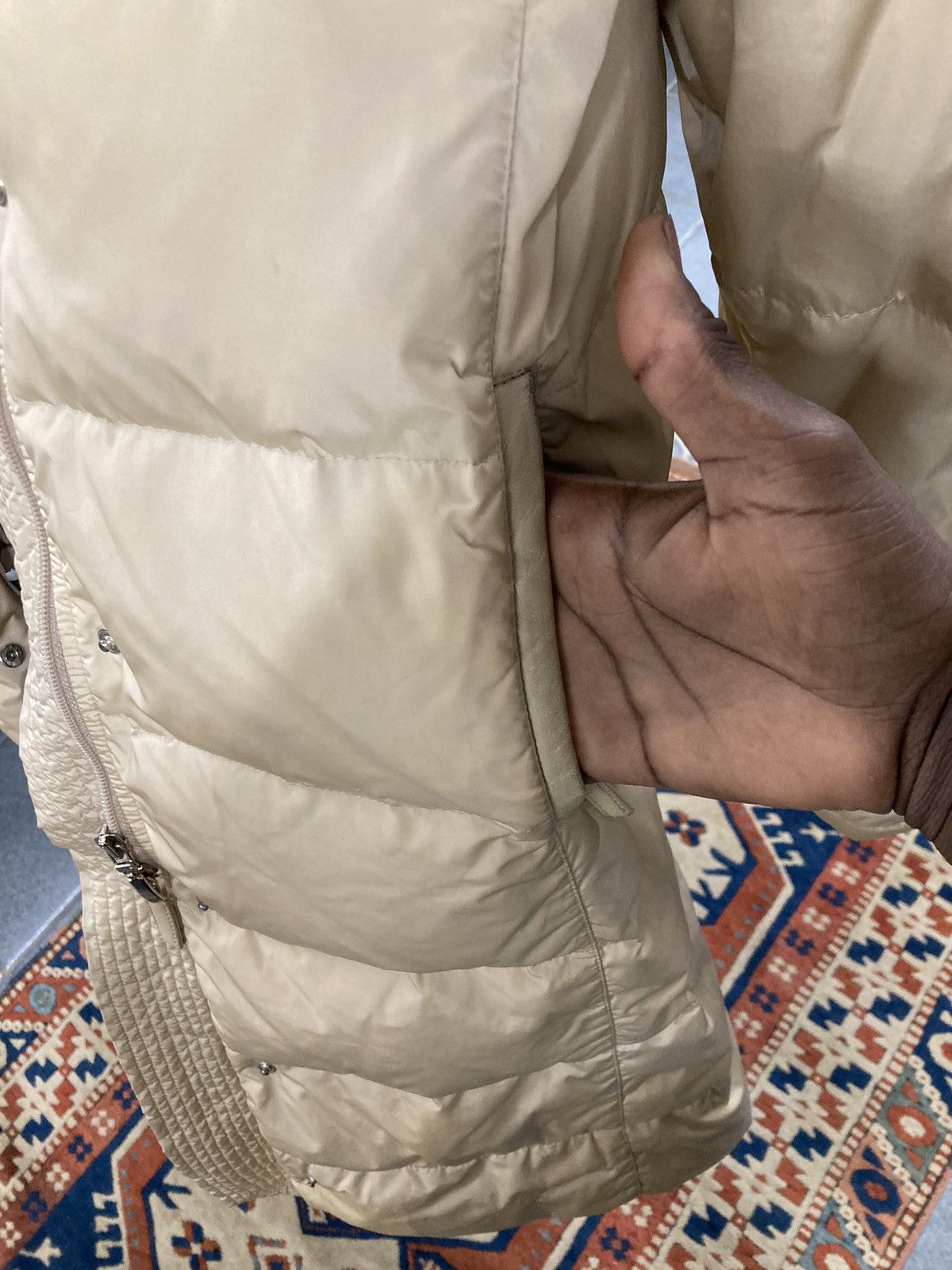 Burberry Beige long down jacket, ideal for winter - Size M Size US M / EU 48-50 / 2 - 8 Thumbnail