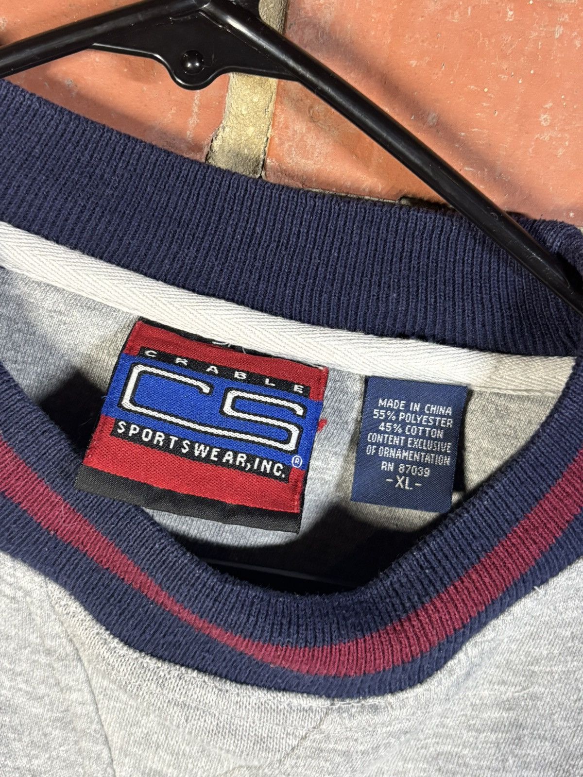 MLB Vintage 90s Cleveland Indians Embroidered Logo Sweatshirt XL Size US XL / EU 56 / 4 - 3 Thumbnail