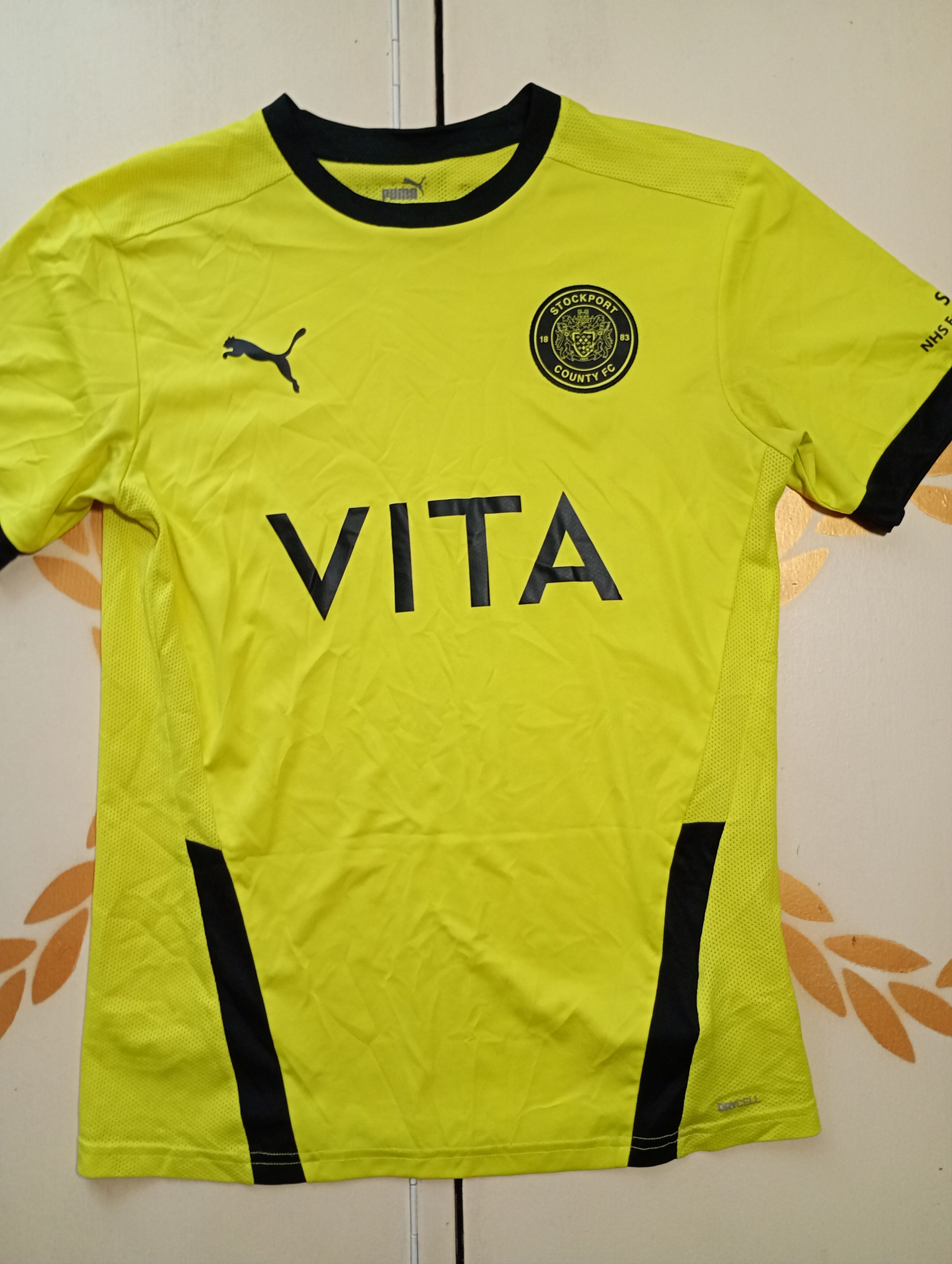 Puma Puma Stockport County FC Jersey 2020-2021 Size US M / EU 48-50 / 2 - 6 Thumbnail