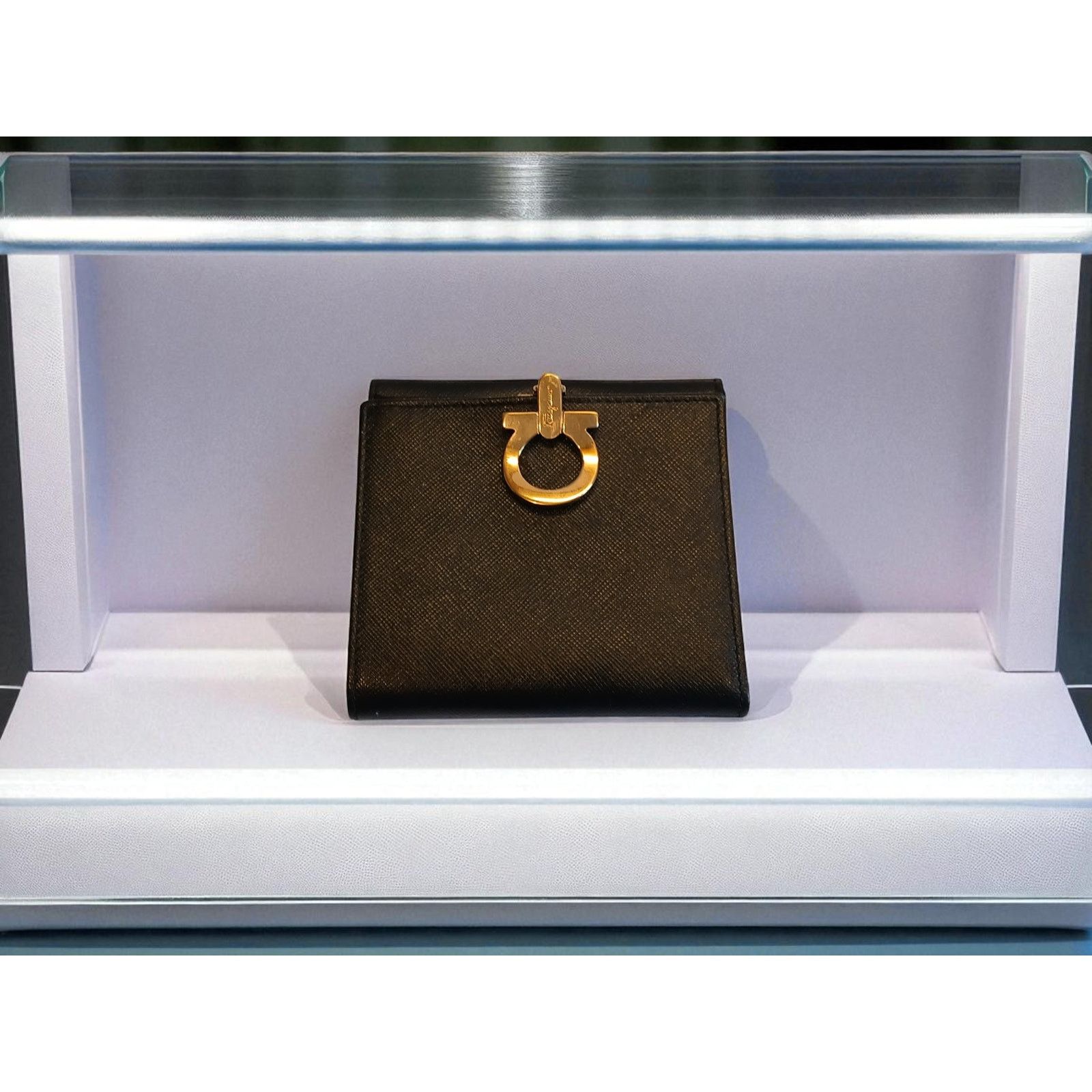 Salvatore Ferragamo Salvatore Ferragamo Black Leather Bifold Wallet Size ONE SIZE - 5 Thumbnail