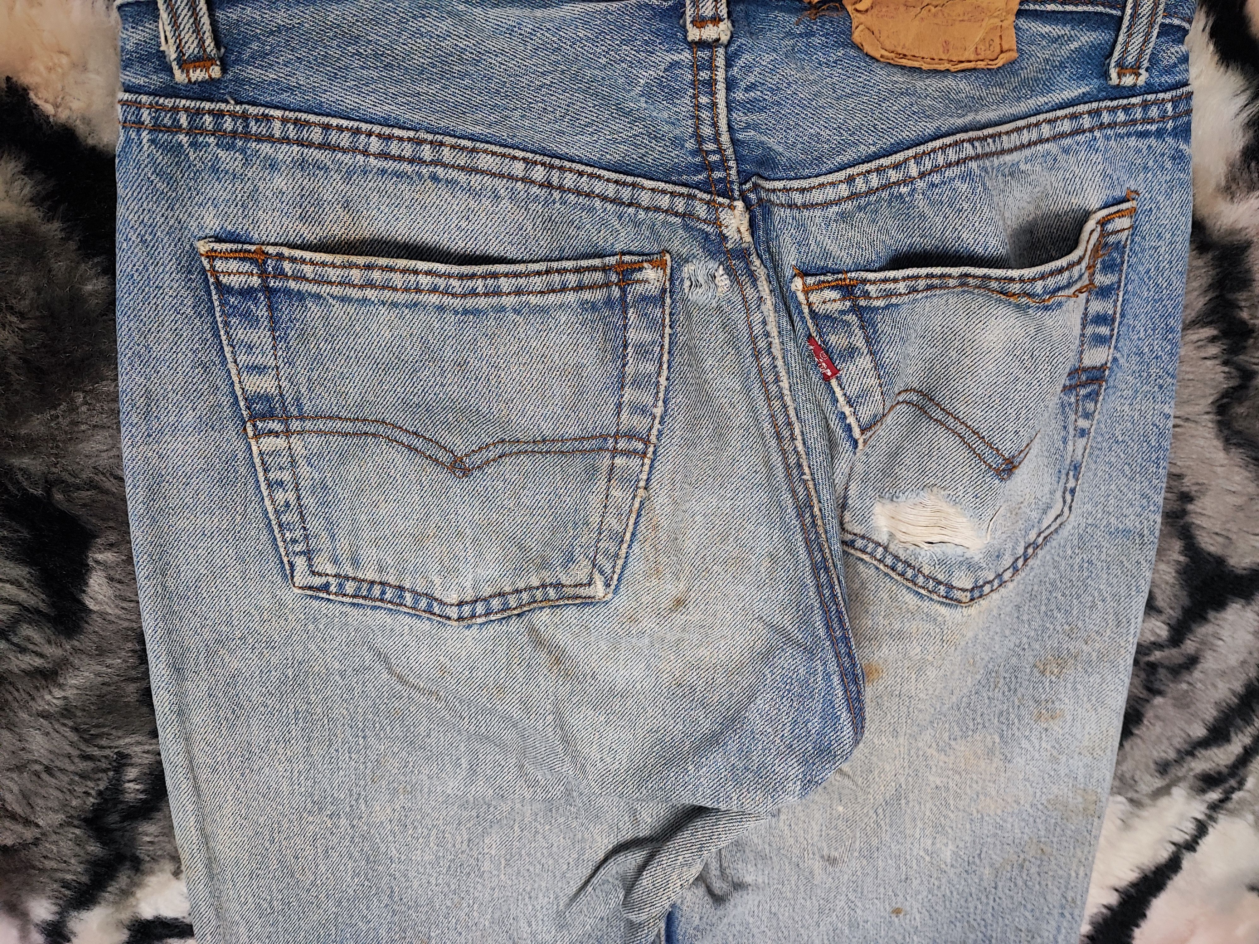 Levi's Vintage 80s Levis 501 0115 Sun Faded Jeans Size US 26 / EU 42 - 16 Thumbnail