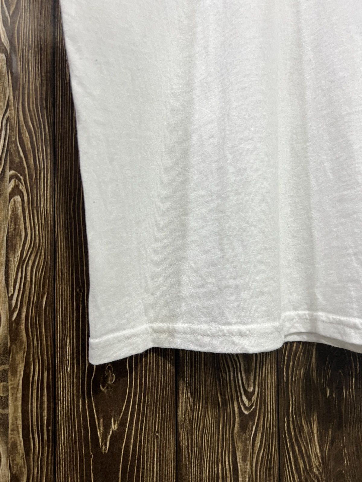Vintage Vintage 90s Hershey’s Milk Chocolate Promo Tshirt Size US L / EU 52-54 / 3 - 4 Thumbnail