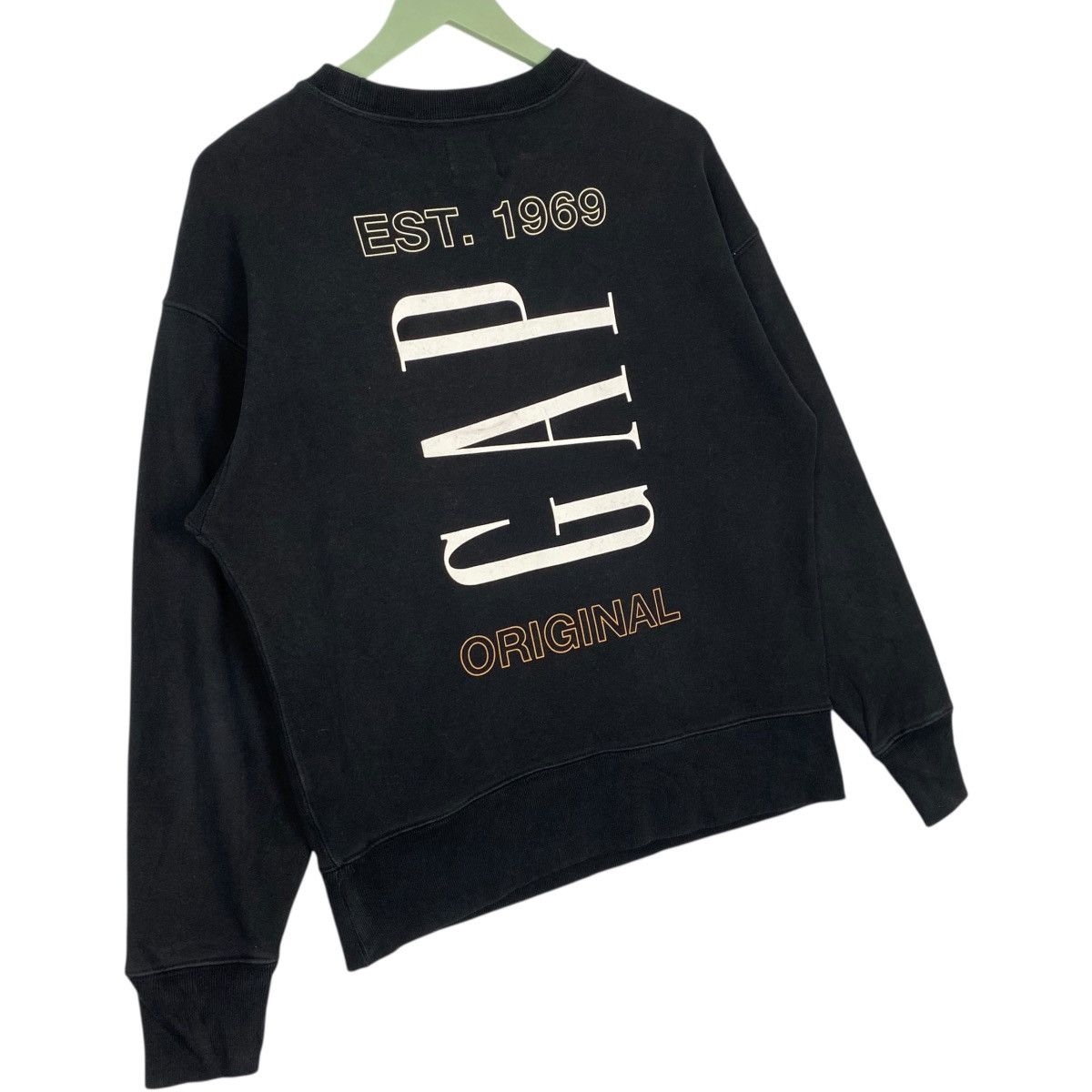 Vintage Vintage Gap Big Logo Printed Black Pullover Jumper Size M Size US M / EU 48-50 / 2 - 2 Thumbnail