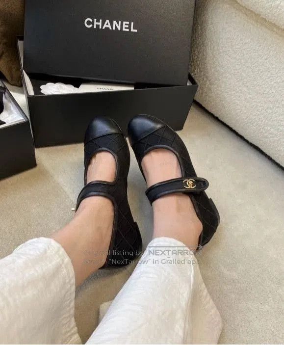 Chanel CHANEL Quilted Mary Jane Flat Shoes. Size US 6.5 / IT 36.5 - 6 Thumbnail