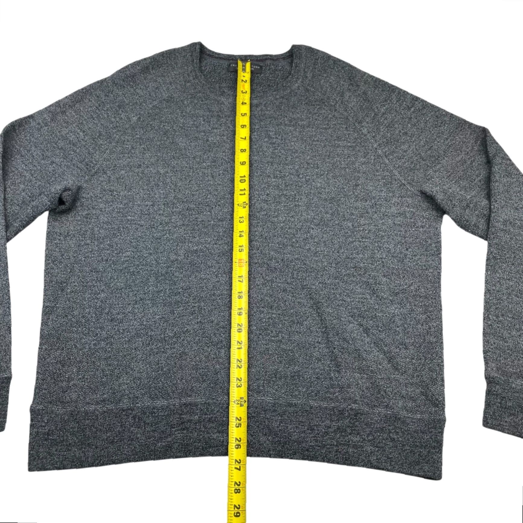 Bloomingdale's Bloomingdales Men's Pullover Sweater XL Crew Neck Gray 100% Merino Wool Knit Shirt Coat? Size US XL / EU 56 / 4 - 4 Thumbnail