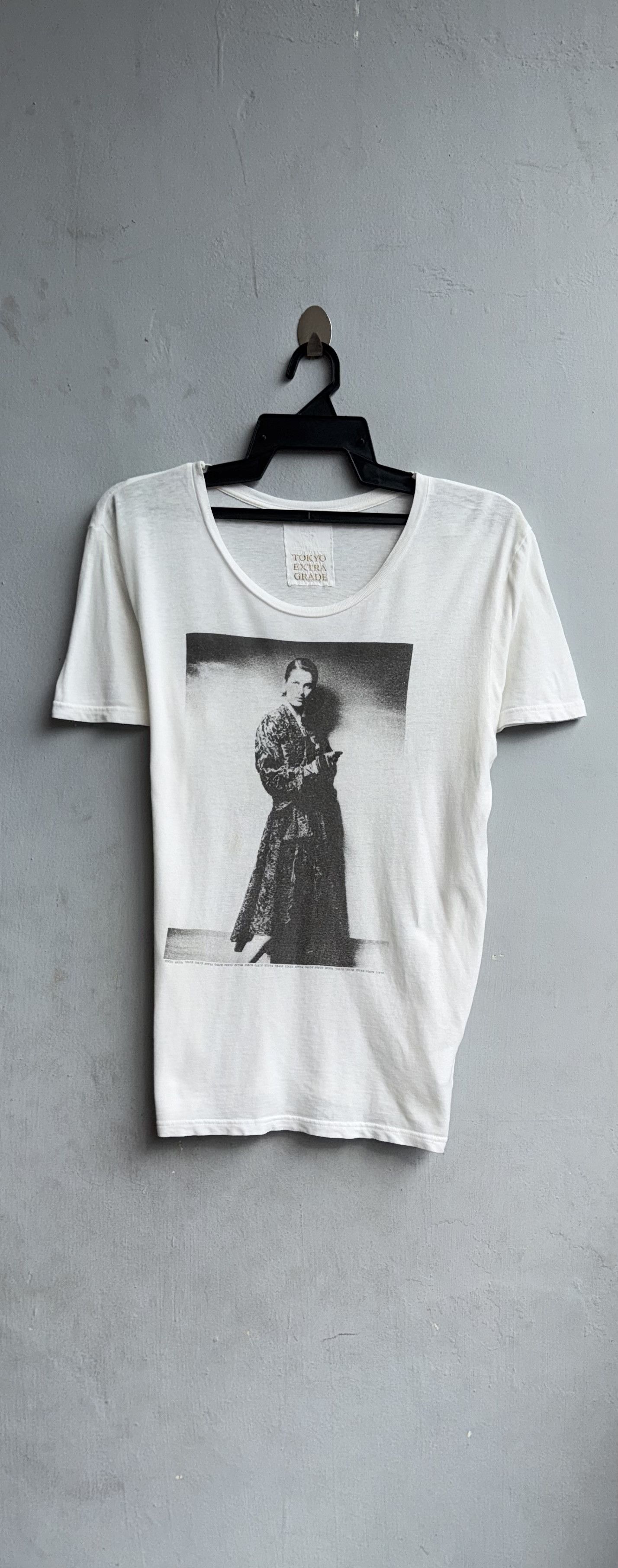 Out Of Print Out Of Print Art Graphic Shirt Size M / US 6-8 / IT 42-44 - 1 Thumbnail