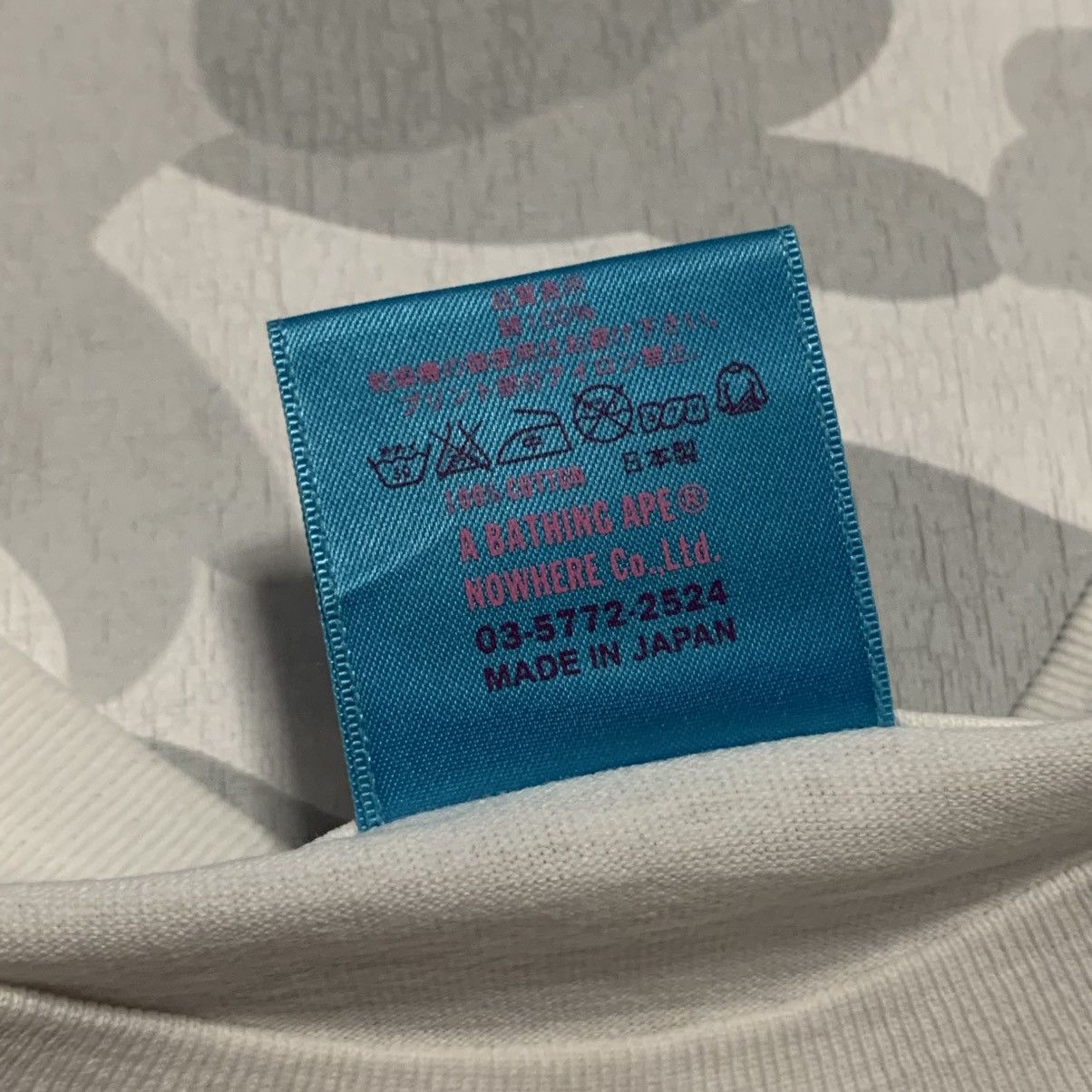 Bape Bape Large Big Ape Head Camo White Tee A Bathing Ape Vintage Size US L / EU 52-54 / 3 - 7 Thumbnail