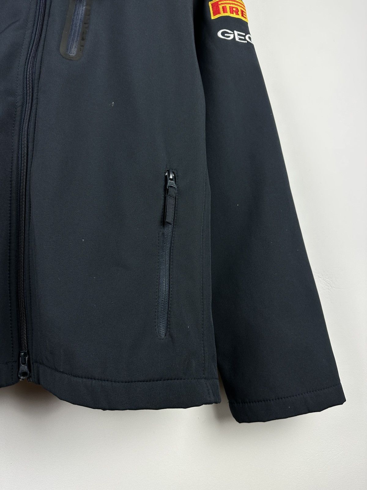 Red Bull × Vintage Vintage Red Bull Big Logo Racing Jacket Size US M / EU 48-50 / 2 - 4 Thumbnail