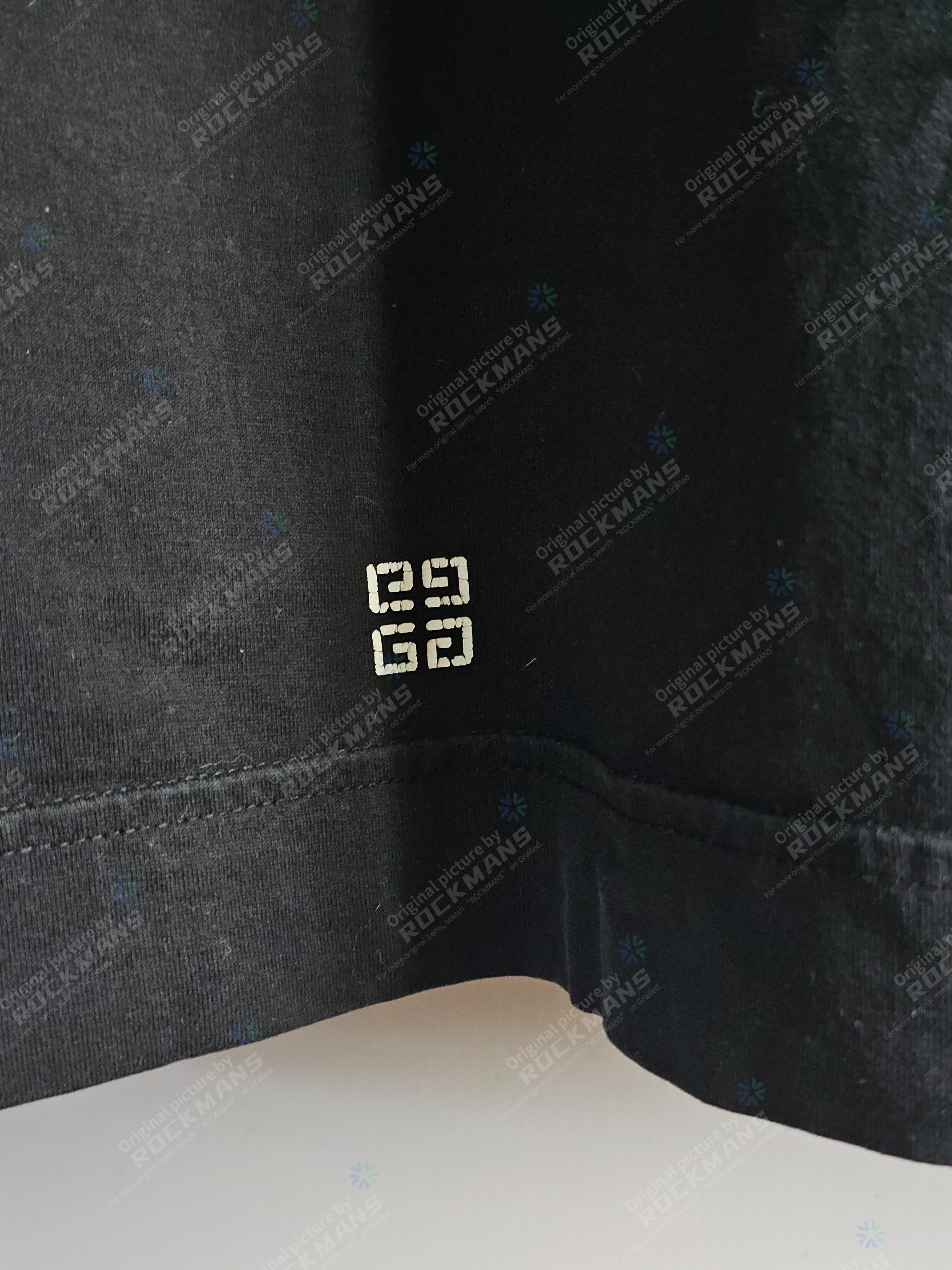 Givenchy Givenchy Trompe Oversized T-Shirt Size XL Size US XL / EU 56 / 4 - 4 Thumbnail