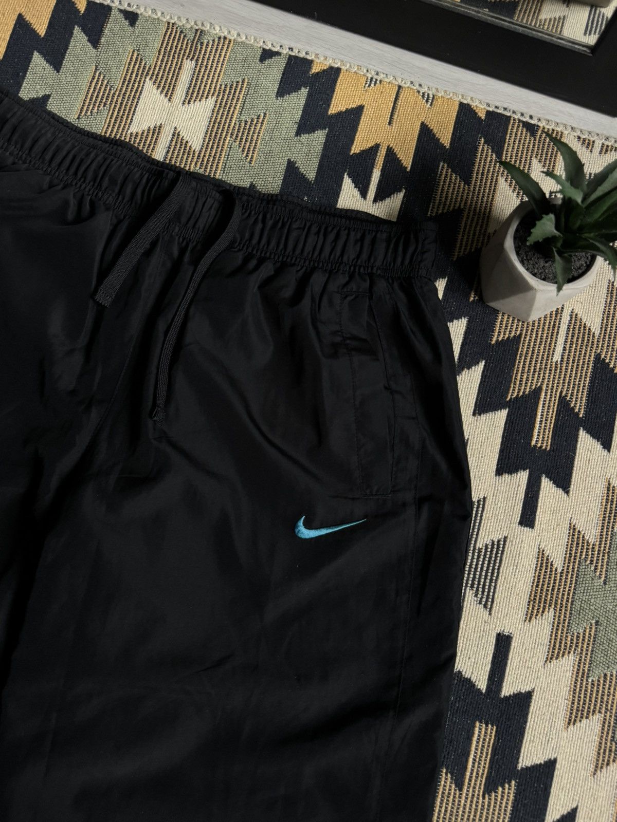 Nike Vintahe Nike Nylon Swoosh Baggy Y2K Drill Pants Size US 34 / EU 50 - 7 Thumbnail