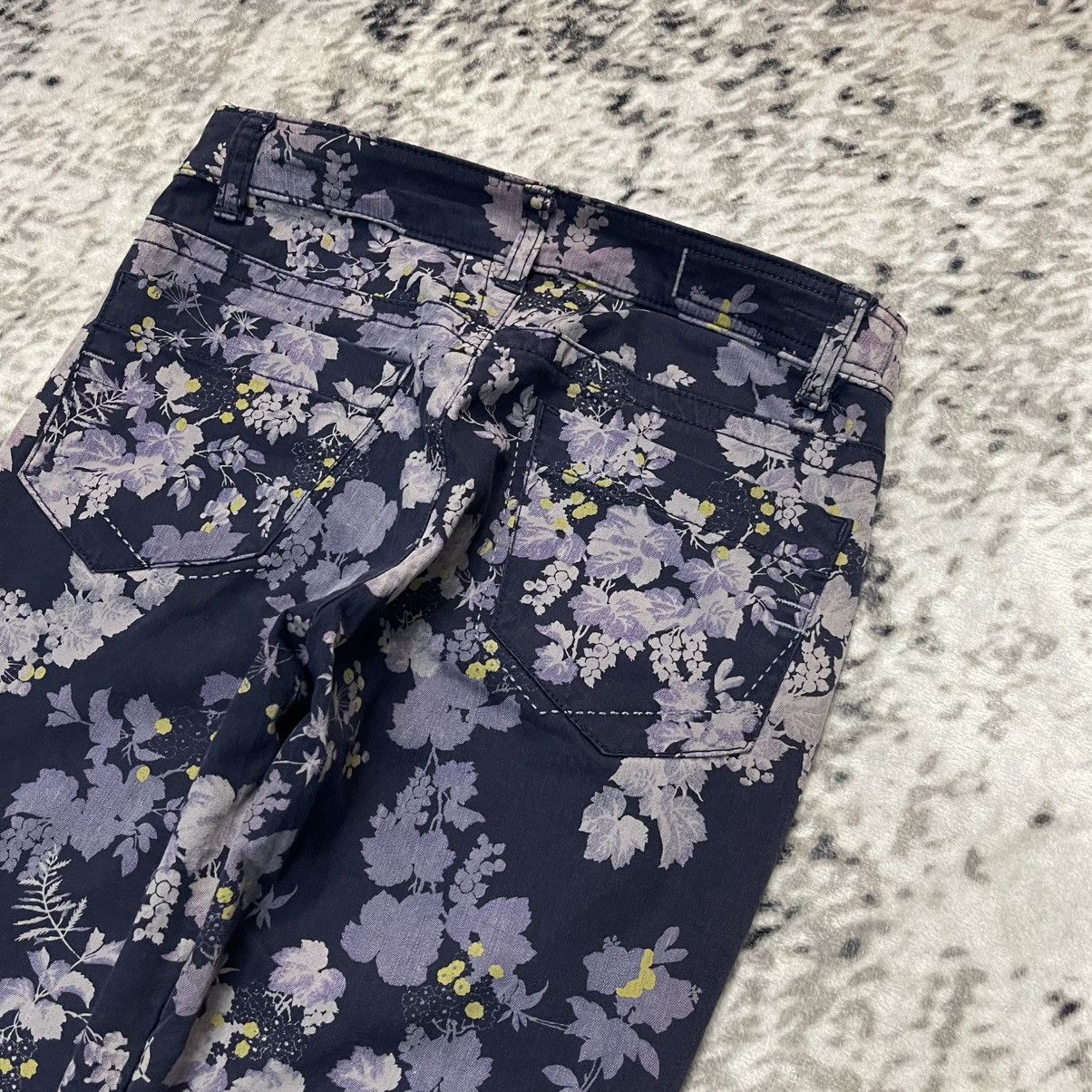 Marithe + Francois Girbaud Marithe Francais Girbaud Floral Ankle Pants Size 27" / US 4 / IT 40 - 14 Thumbnail