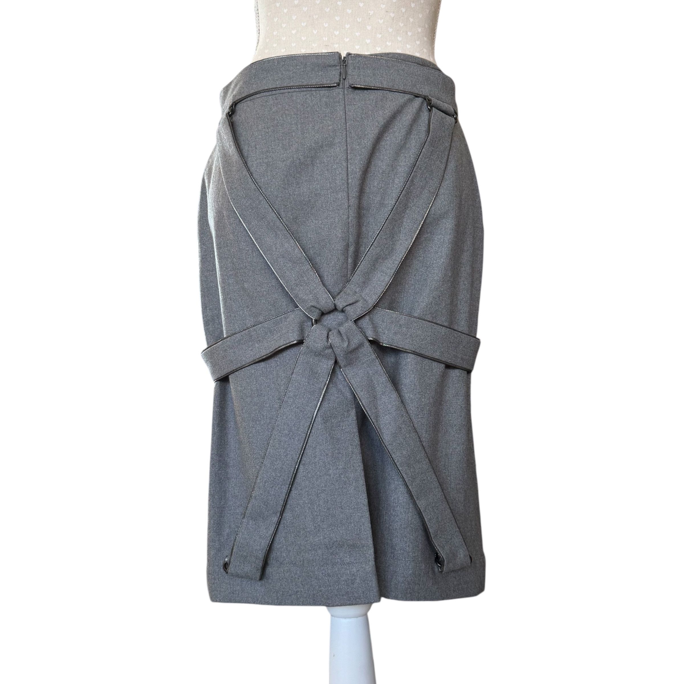 Jean Paul Gaultier JEAN PAUL GAULTIER VINTAGE BONDAGE SKIRT Size 27" / US 4 / IT 40 - 3 Thumbnail