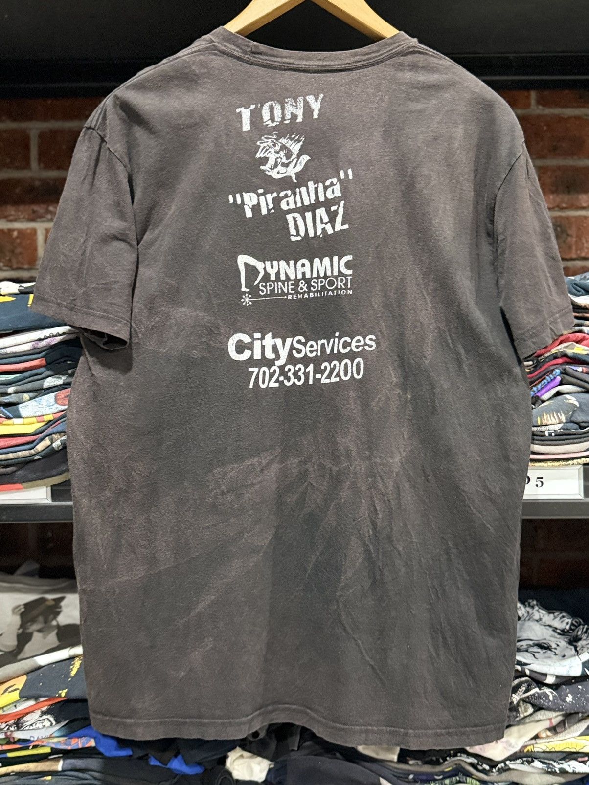 WWF Thrashed Wand Fight Team Knockout Sun Faded Tee Size US L / EU 52-54 / 3 - 2 Thumbnail