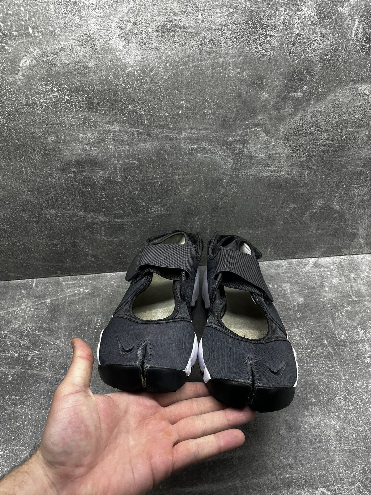 Nike × Vintage Vintage Nike Air Rift Sandals Tabi Black Shoes Vintage Y2k Size US 9 / EU 42 - 8 Thumbnail
