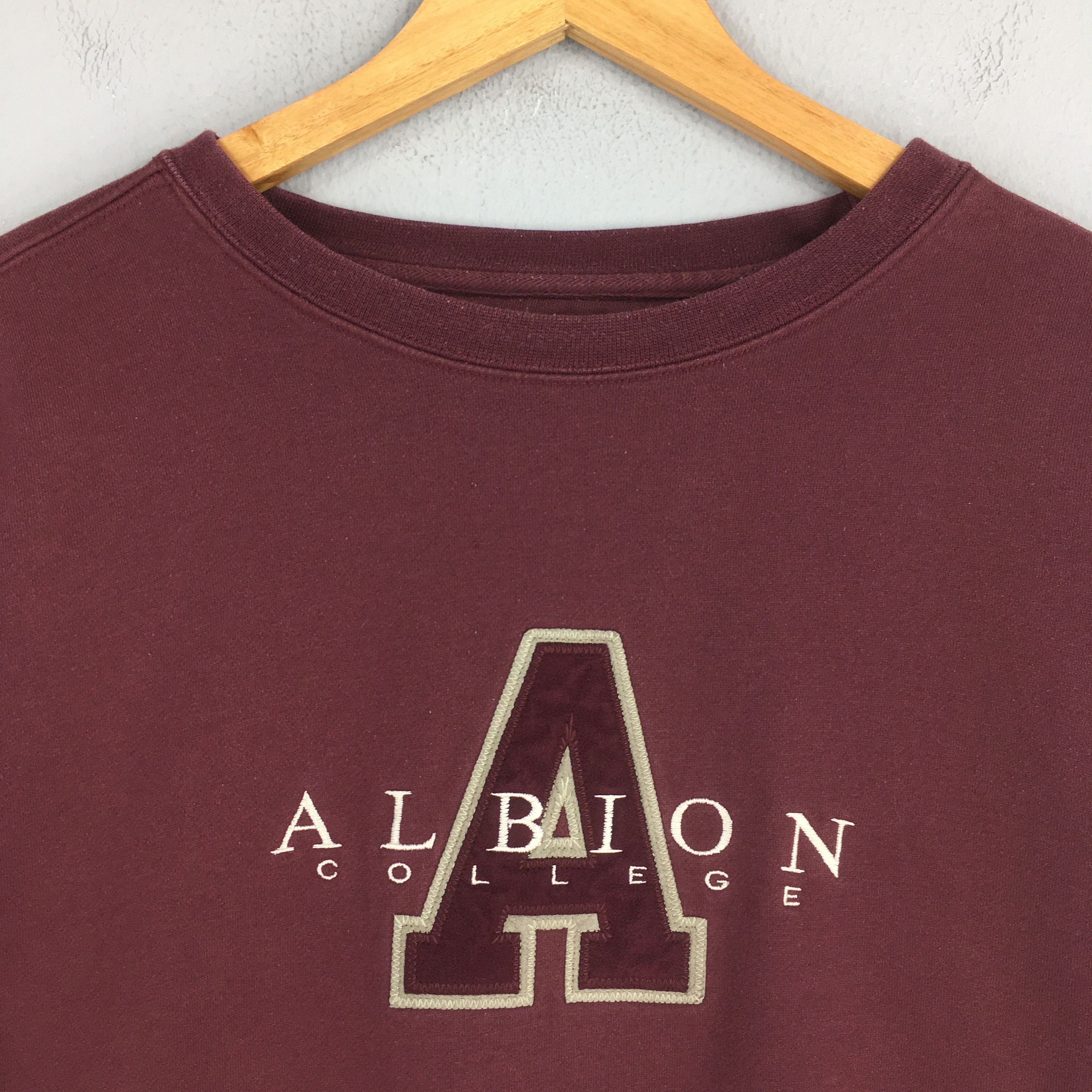 Vintage Vintage Albion College Red Sweatshirt XLarge Size US XL / EU 56 / 4 - 2 Thumbnail