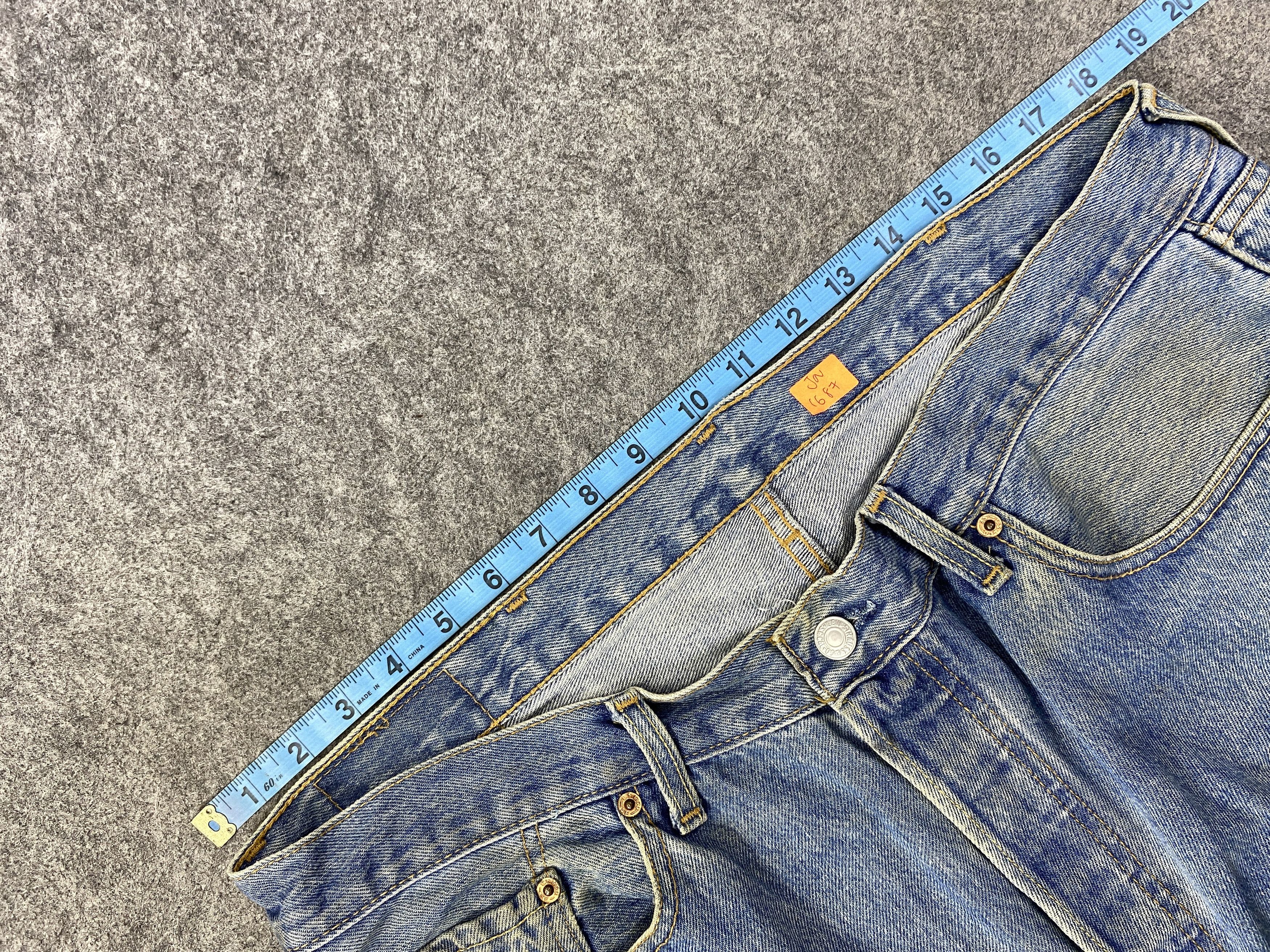 Levi's Blue Vintage Levi's 501 Jeans 37x34 Denim -JN1687 Size US 37 - 5 Thumbnail