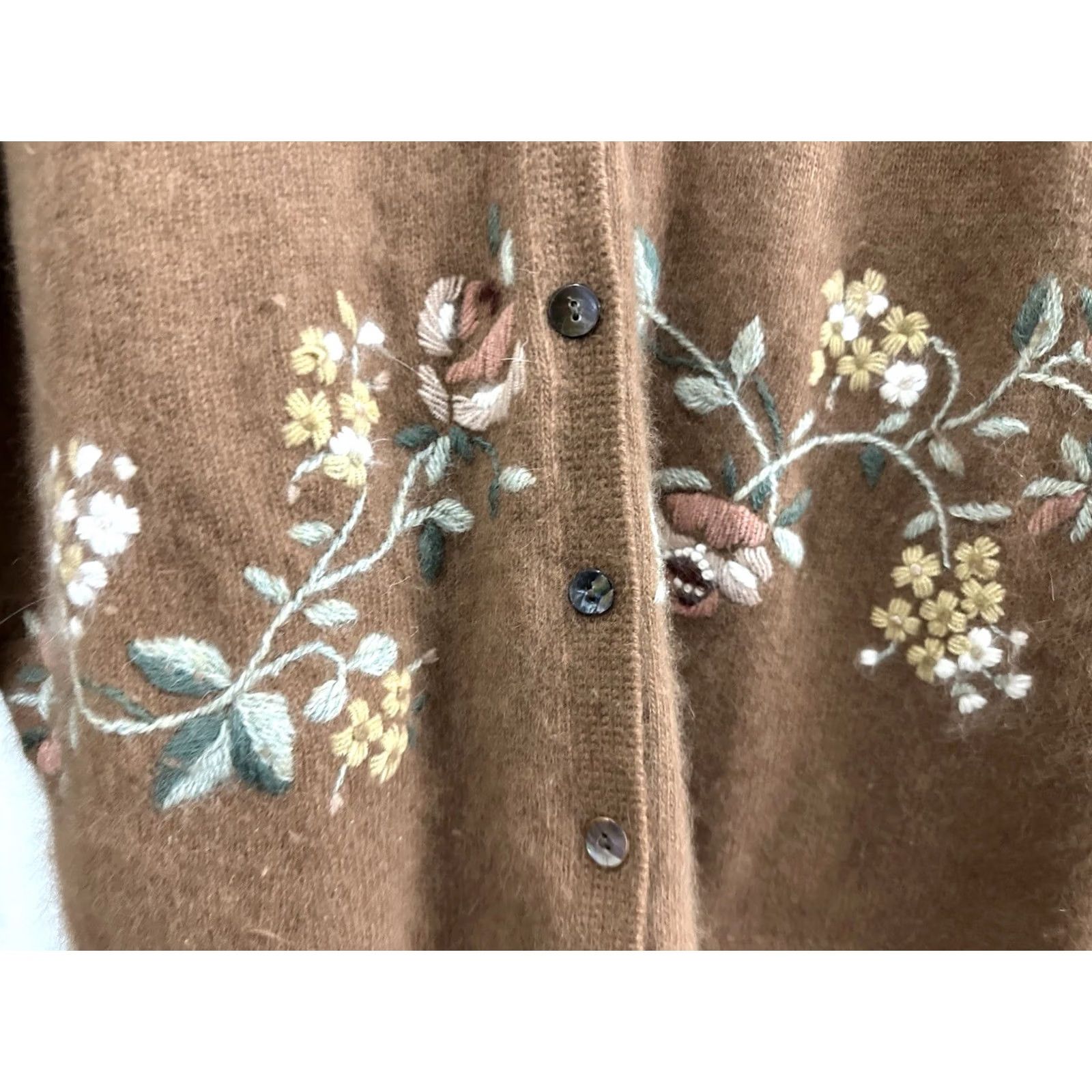 Vintage VTG Susan Bristol Rabbit Hair Embroidered Floral Fuzzy Cardigan Sweater Size 3W Brown Womens Cardigan 3W Wool 90s Style Size XS / US 0-2 / IT 36-38 - 5 Thumbnail