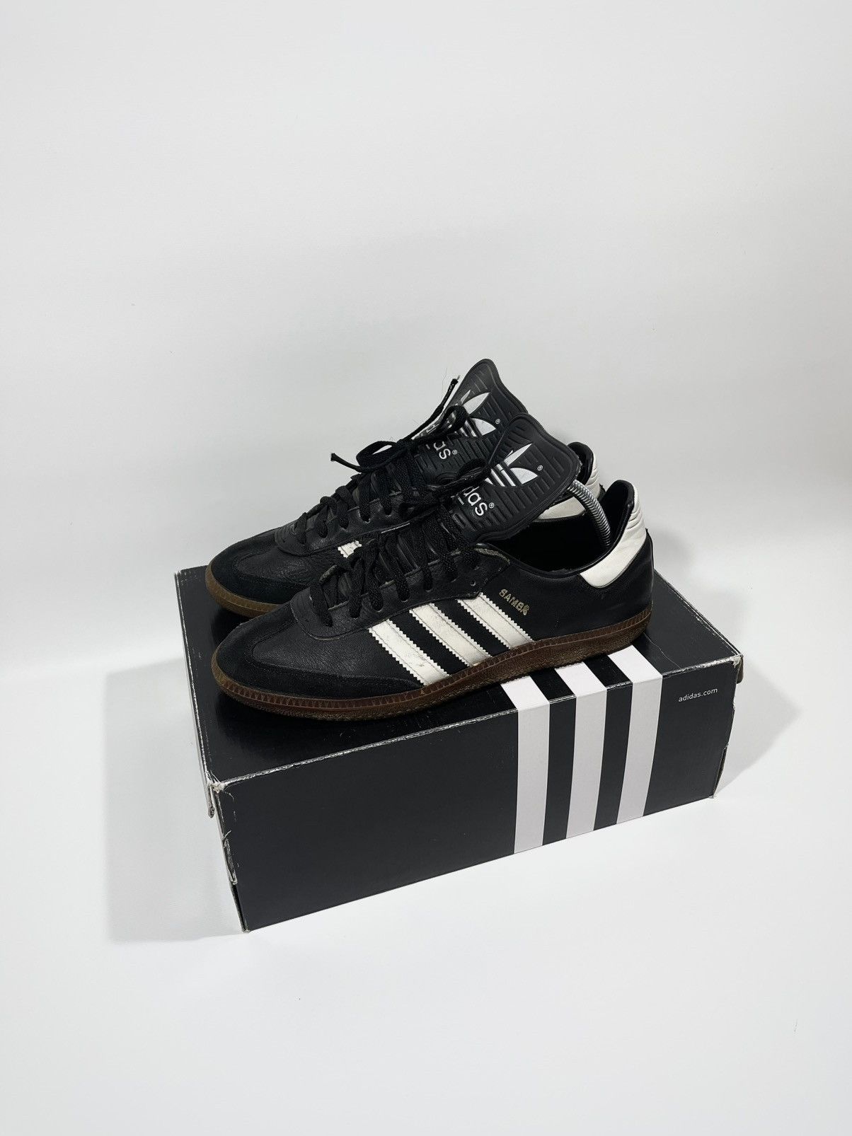adidas gazelle silver green womens adidas Samba OG Cloud White Collegiate Red Gum (GS) main image 0