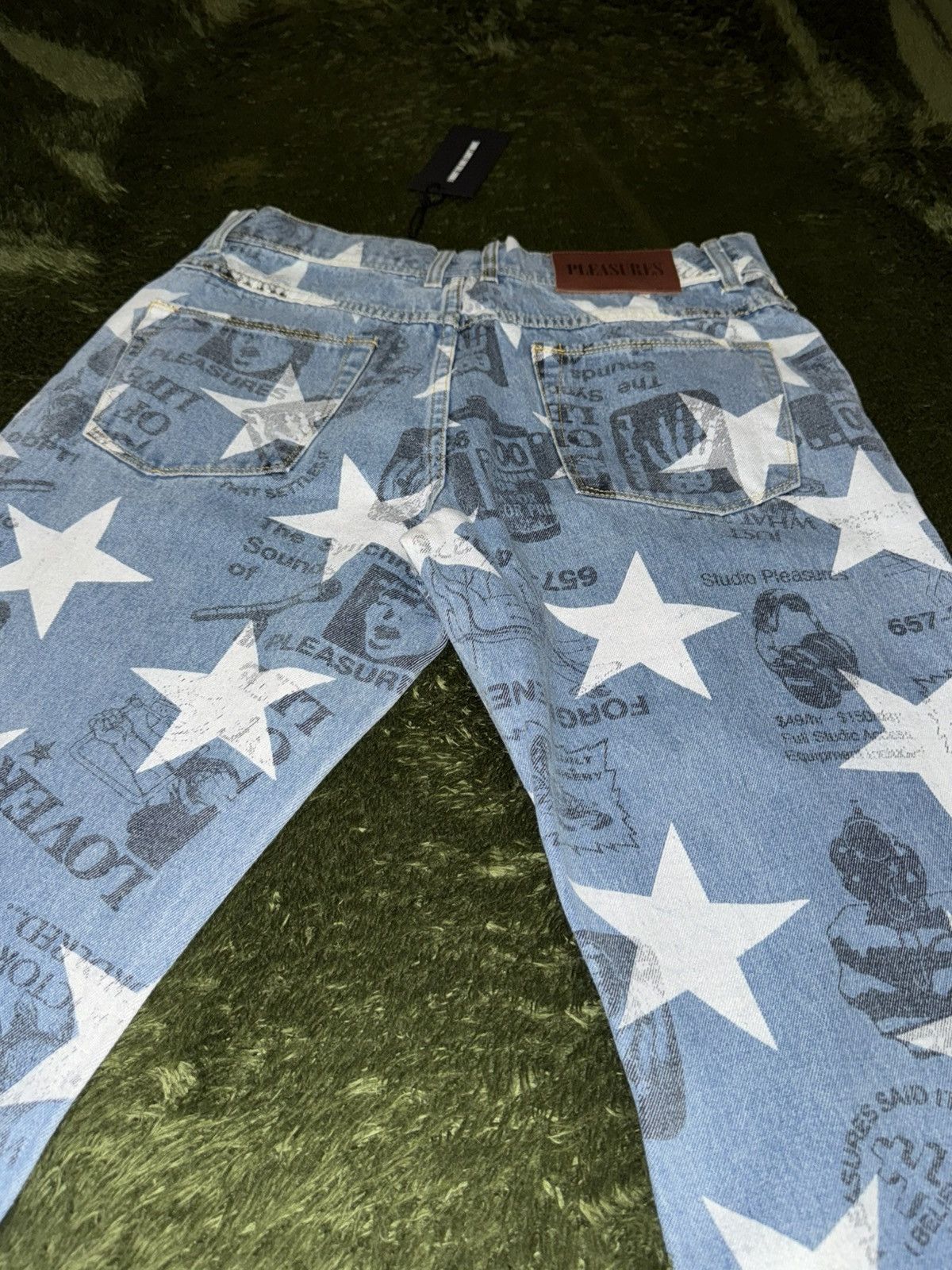 Pleasures [32] Pleasures star printed poppy denim pants light indigo Size US 32 / EU 48 - 13 Thumbnail
