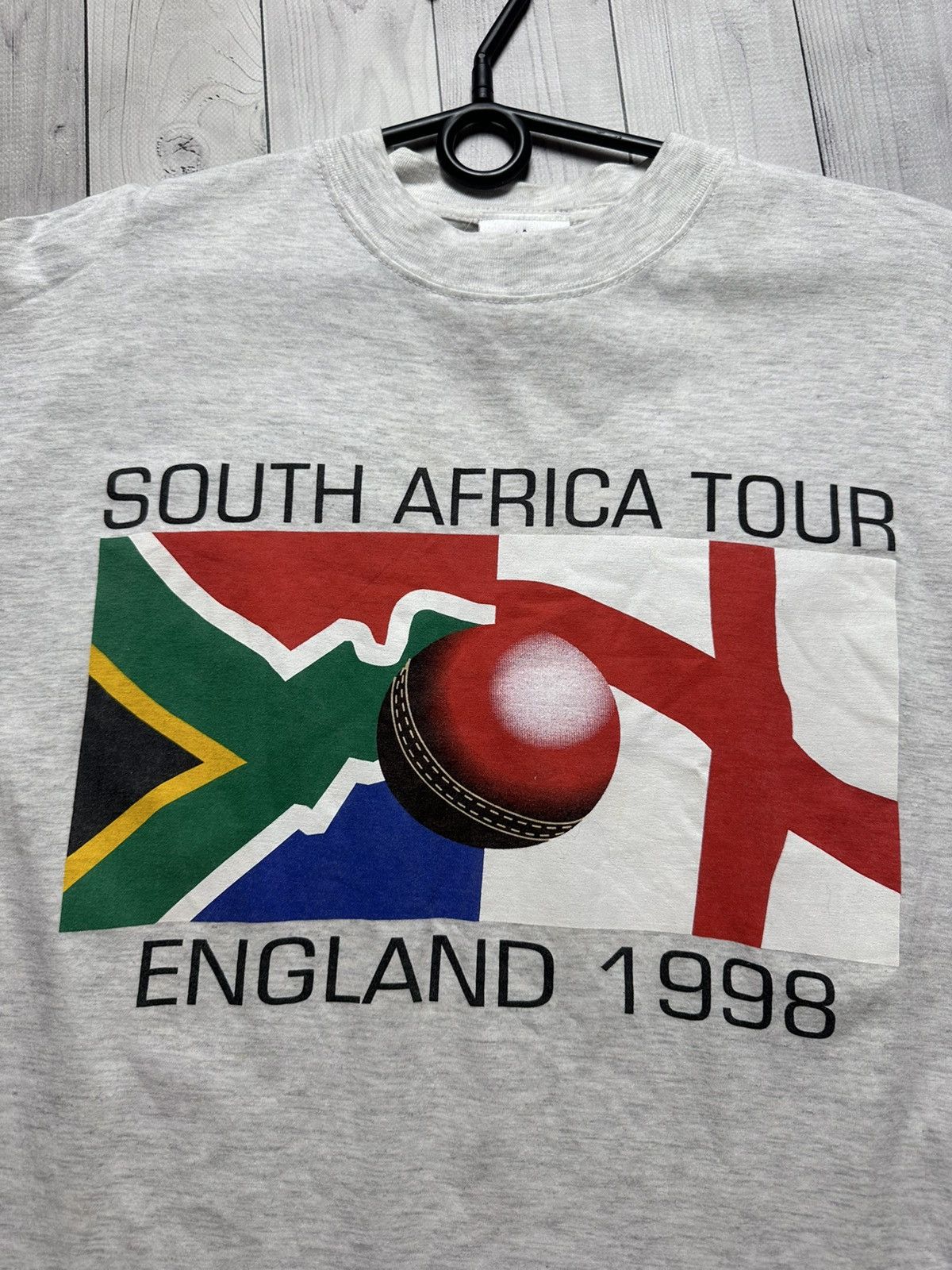 Vintage Vintage England/ South Africa 1998 Cricket tour tee Size US M / EU 48-50 / 2 - 6 Thumbnail