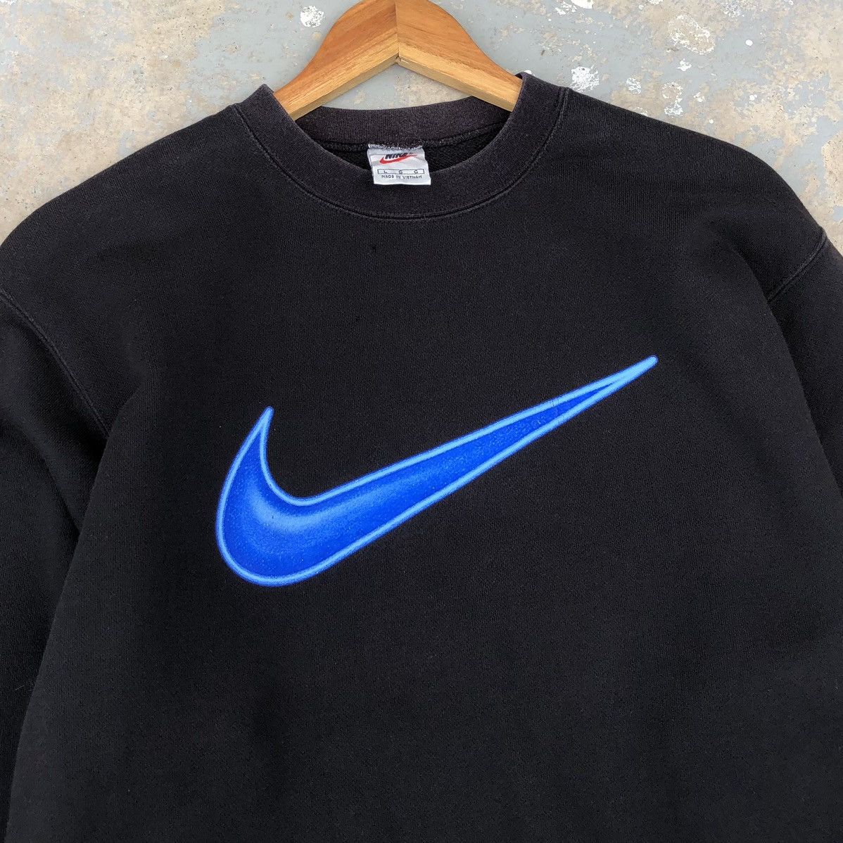 Vintage Vintage 90s Nike Big Swoosh Sweatshirt Crewneck Size US L / EU 52-54 / 3 - 3 Thumbnail