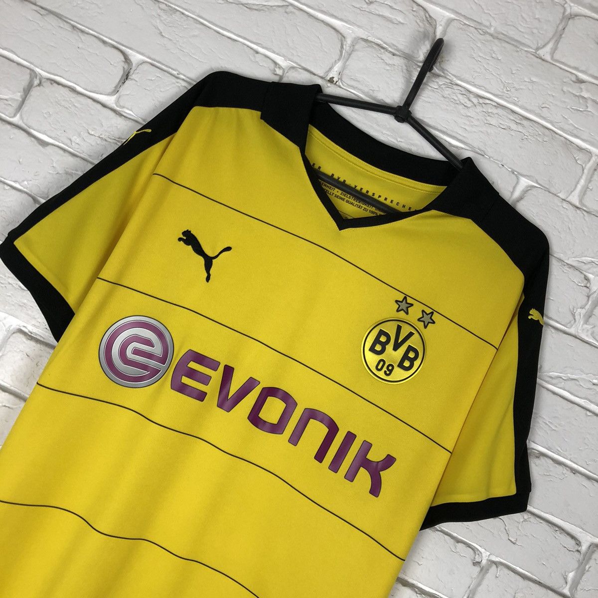 Puma Borussia Dortmund 2015 2016 home soccer jersey Size US XL / EU 56 / 4 - 2 Thumbnail