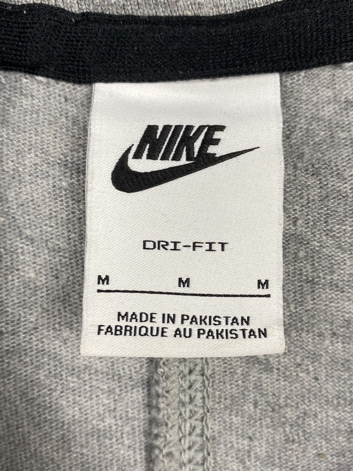 Nike Nike Tech Fleece Essentials Dri Fit Gray Drill T Shirt Size US M / EU 48-50 / 2 - 11 Thumbnail