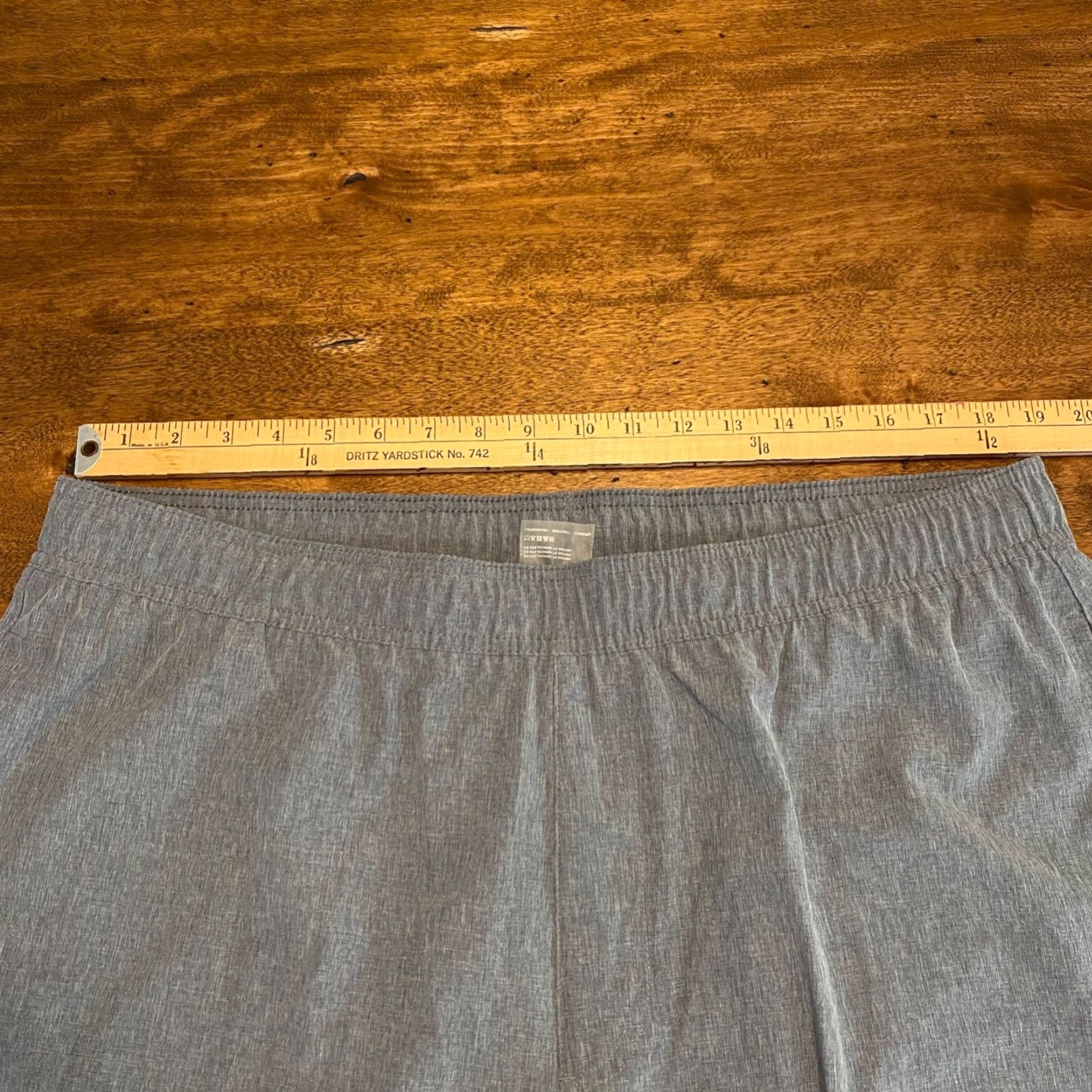Onia Onia Shorts Mens 2XL Gray Lined Drawstring 6.5" Inseam Athletic Workout Size US 39 - 5 Thumbnail