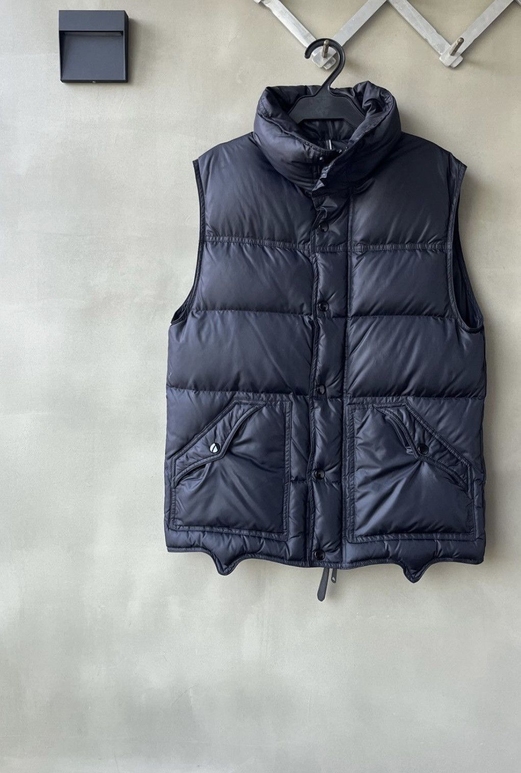 Dior Dior Homme by Hedi Slimane Goose Down Zip Stand Collar Vest Size US S / EU 44-46 / 1 - 10 Thumbnail