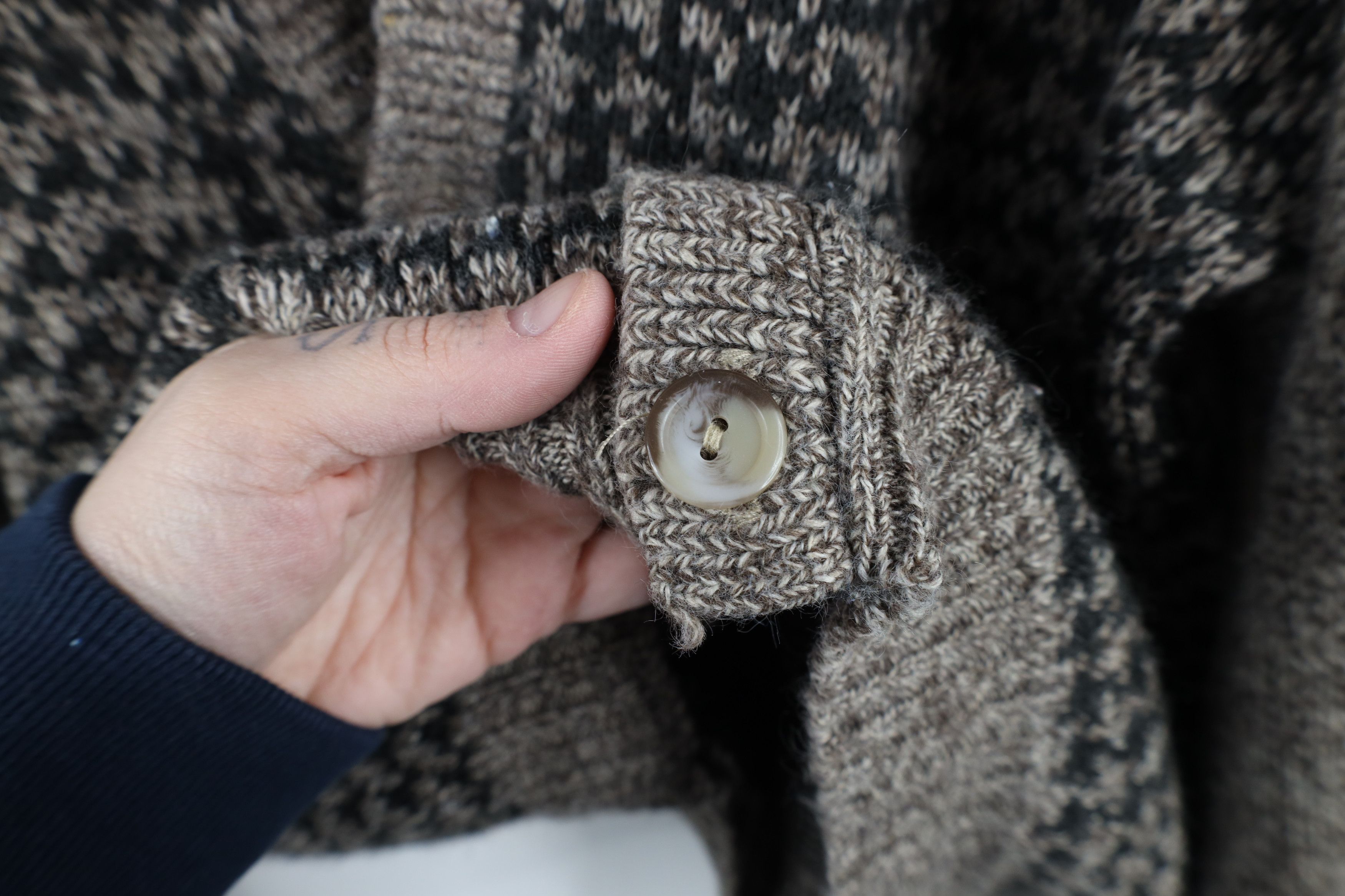 Vintage Vintage 90s Streetwear Knit Button Cardigan Sweater USA Size US M / EU 48-50 / 2 - 7 Thumbnail