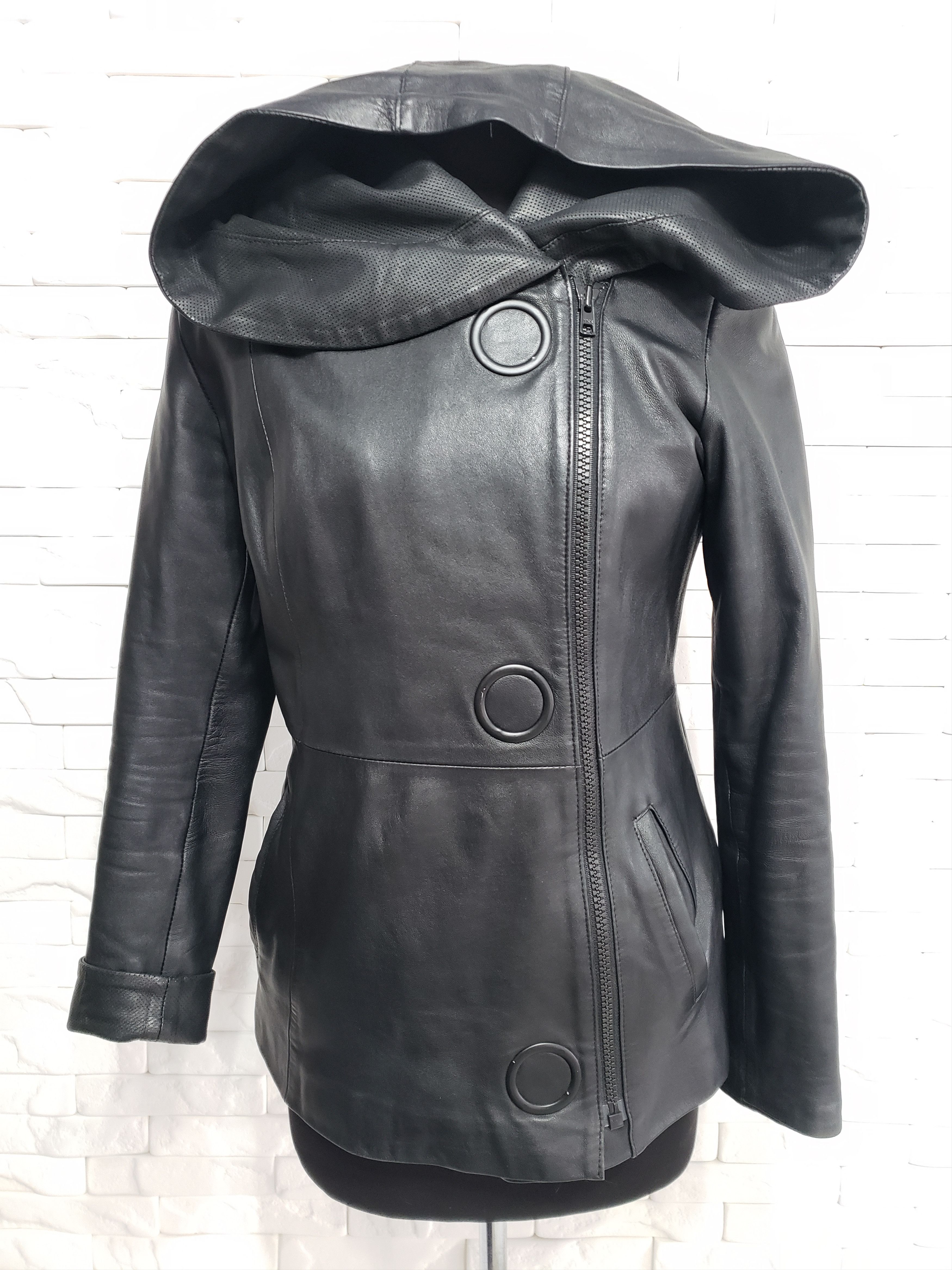 Genuine Leather × Uniqlo Black women's leather jacket with a hood. Size L / US 10 / IT 46 - 1 Thumbnail