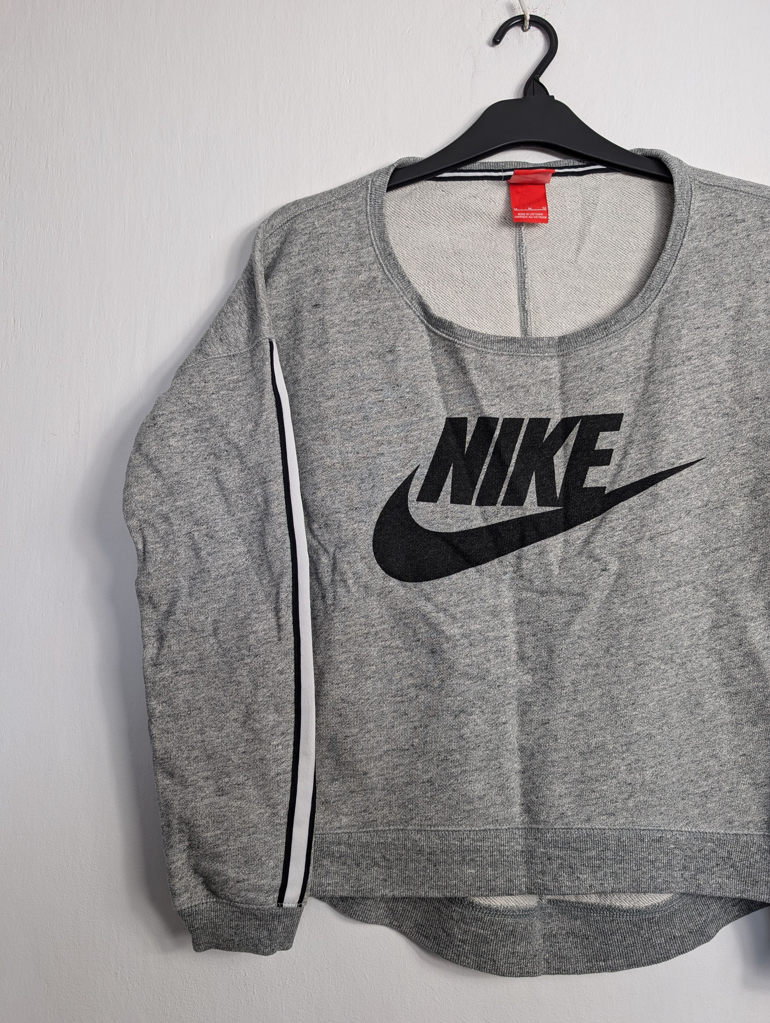 Nike Nike Sportswear Women's Sweatshirt Scoop Neck Gym Fitness Size M / US 6-8 / IT 42-44 - 2 Thumbnail