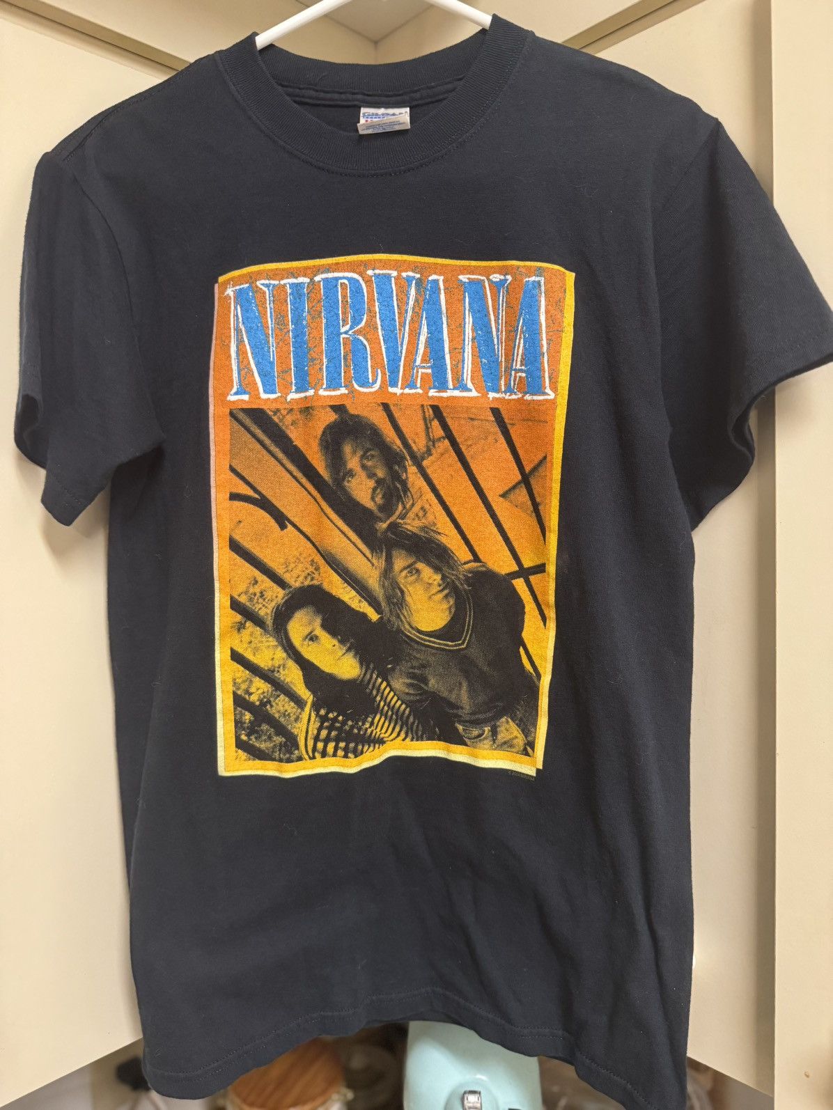 Gildan × Nirvana × Vintage Vintage 2004 Nirvana Kurt Cobain Grunge Concert Band Shirt S Size US S / EU 44-46 / 1 - 11 Thumbnail