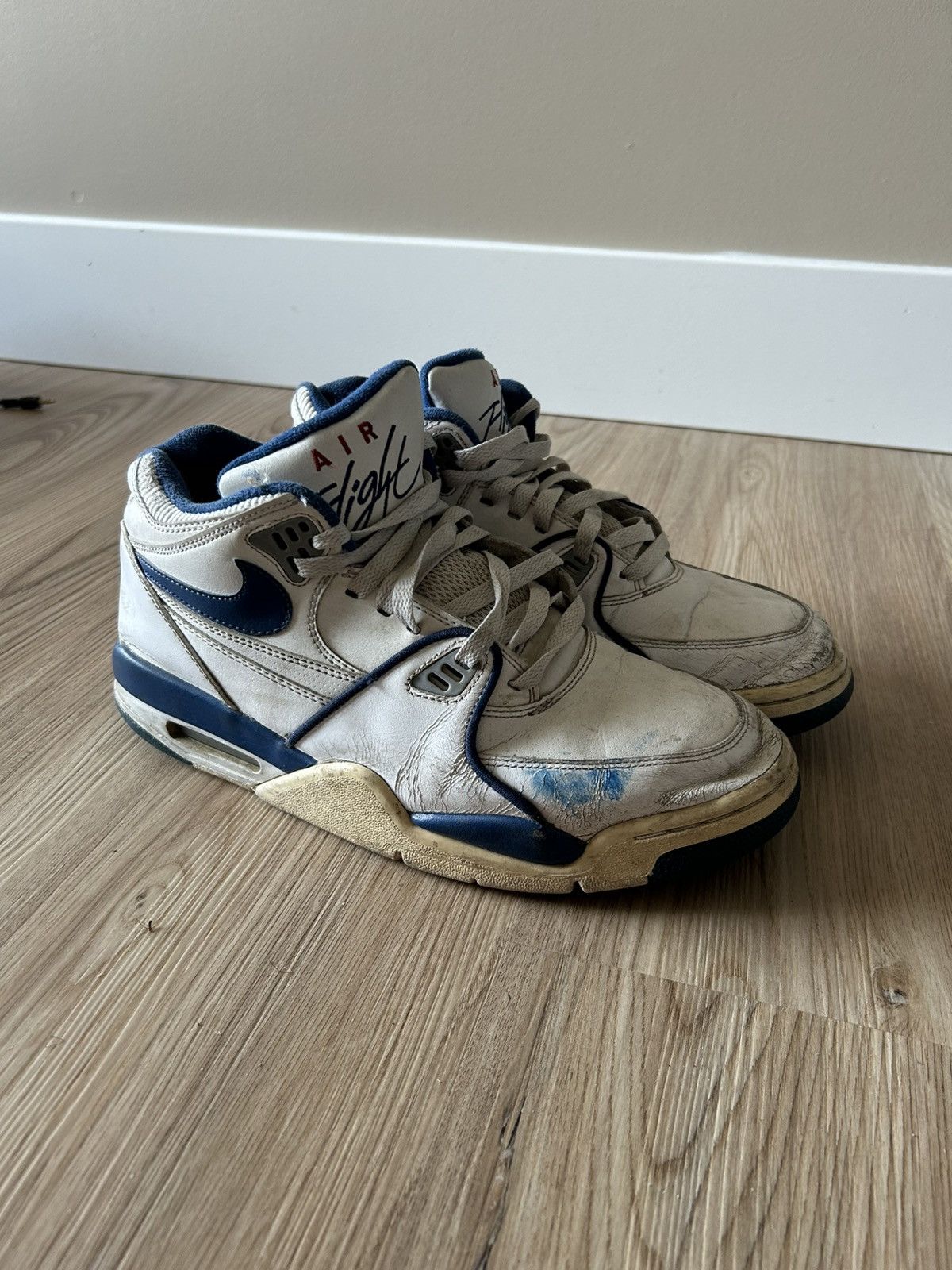 Jordan Brand 2010 Jordan Air Flight UNC Size US 10 / EU 43 - 1 Thumbnail