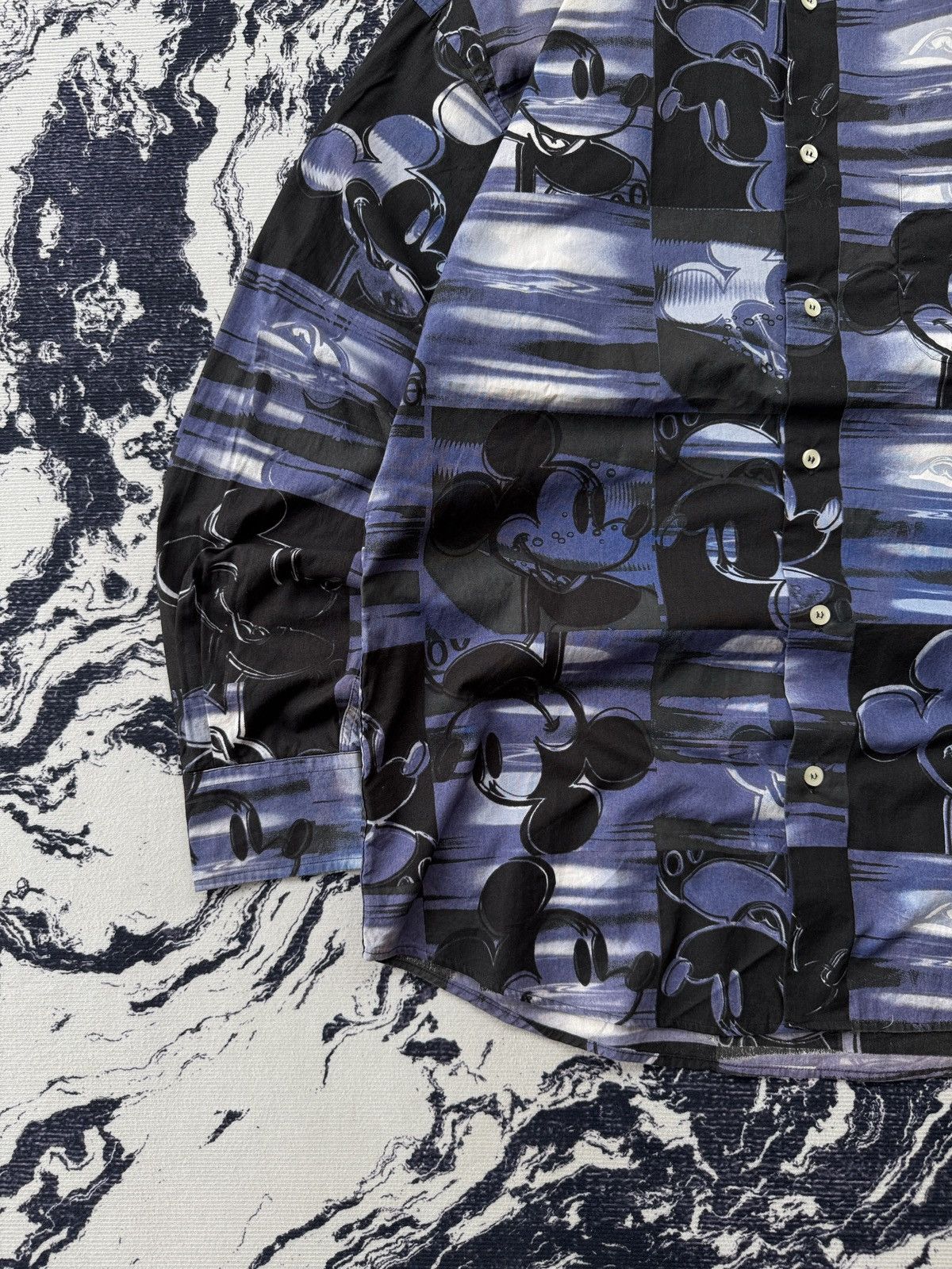 Iceberg × Vintage Iceberg all over print collaboration disney shirt Size US M / EU 48-50 / 2 - 3 Thumbnail