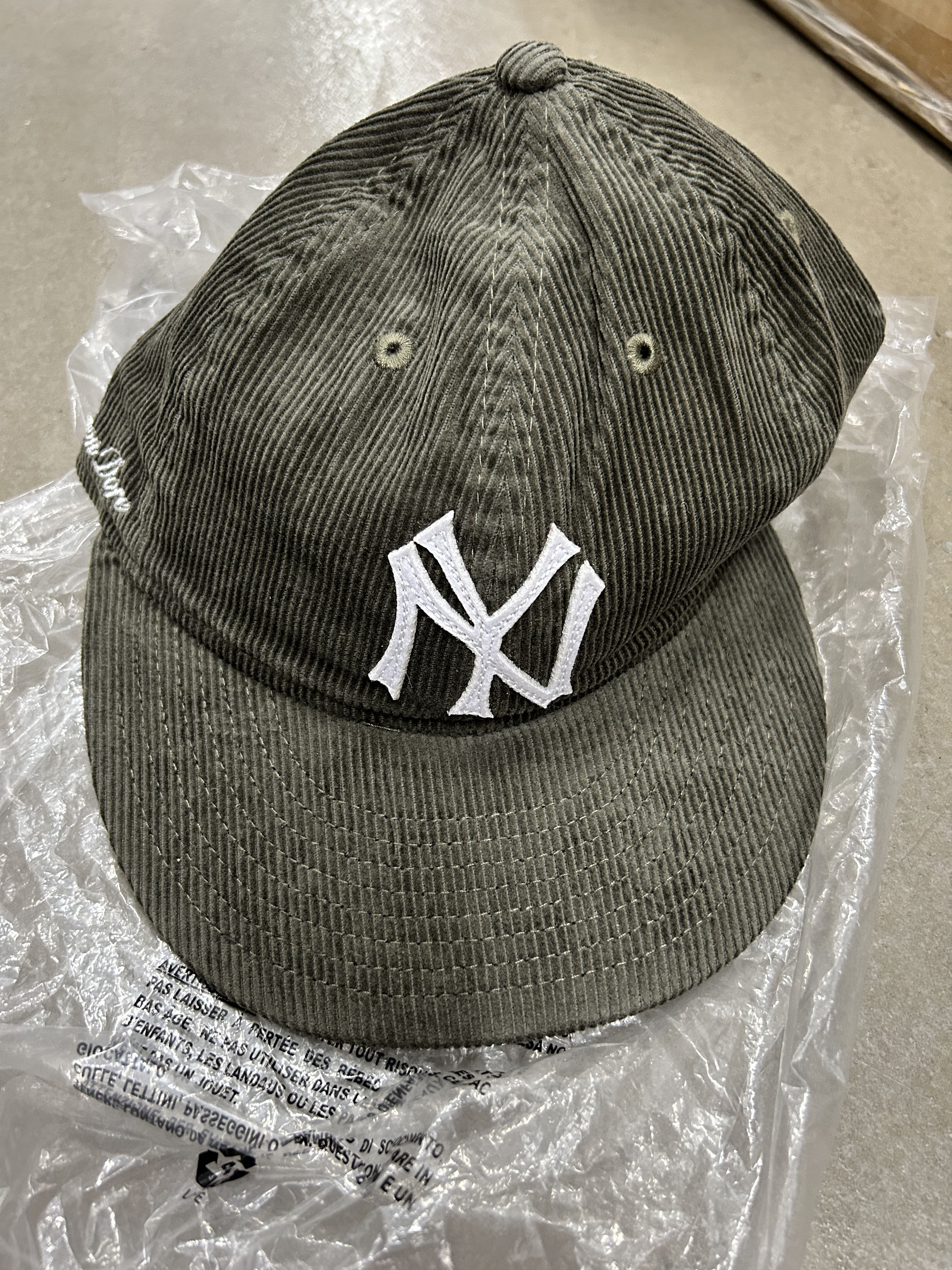 帽子 ALD / New Era Micro Cord Yankees Hat s-l400.jpg