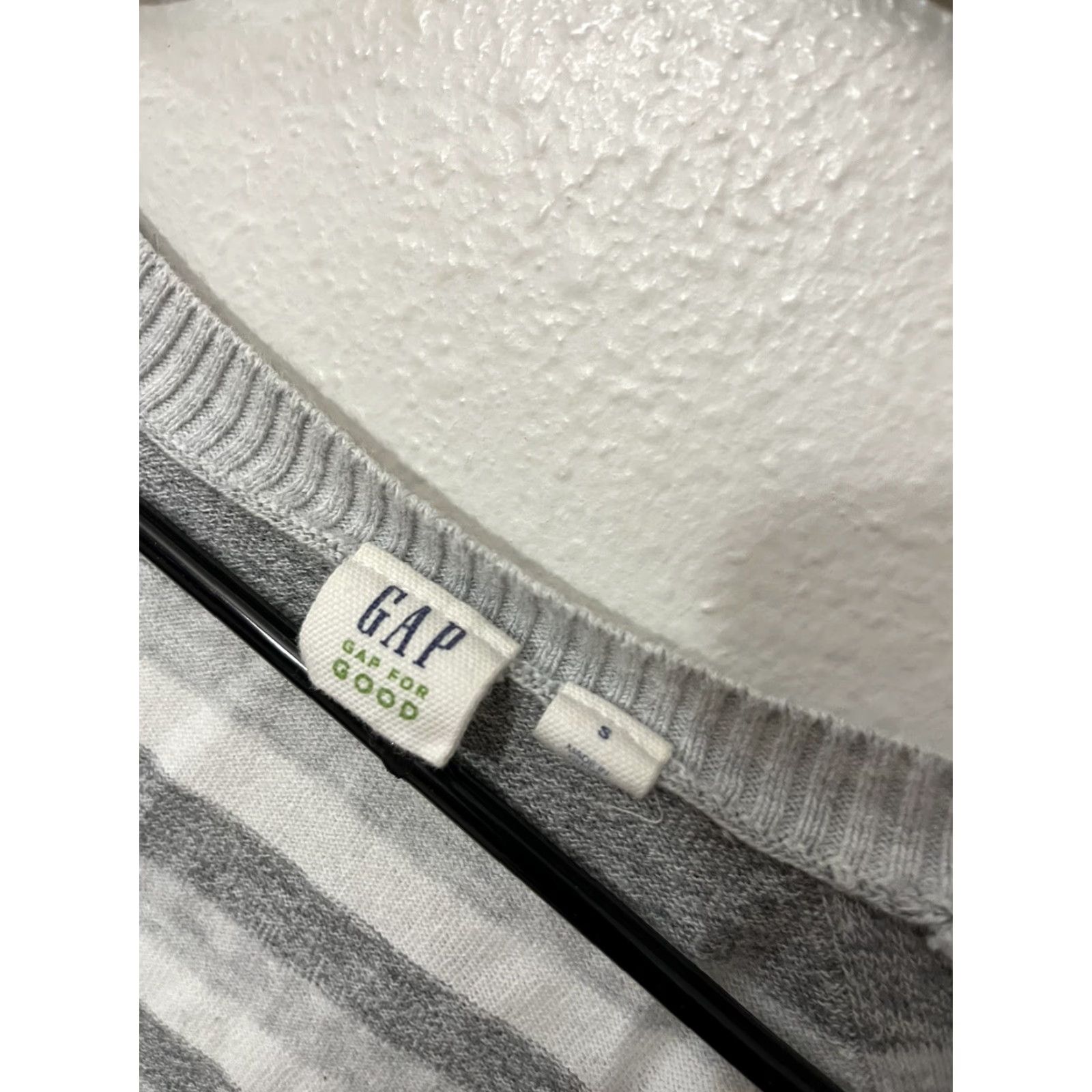 Gap Gap Shirt Womens Small Long Sleeve Striped PullOver Scooped Neck Cotton Knit Gray White - Regular Fit, Basic T-Shirt, Gap Brand, Ladies Size S / US 4 / IT 40 - 3 Thumbnail