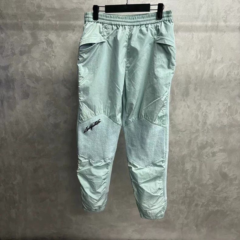 Louis Vuitton Louis Vuitton size s Light blue monogrammed paneled elastic Size US 28 / EU 44 - 1 Thumbnail