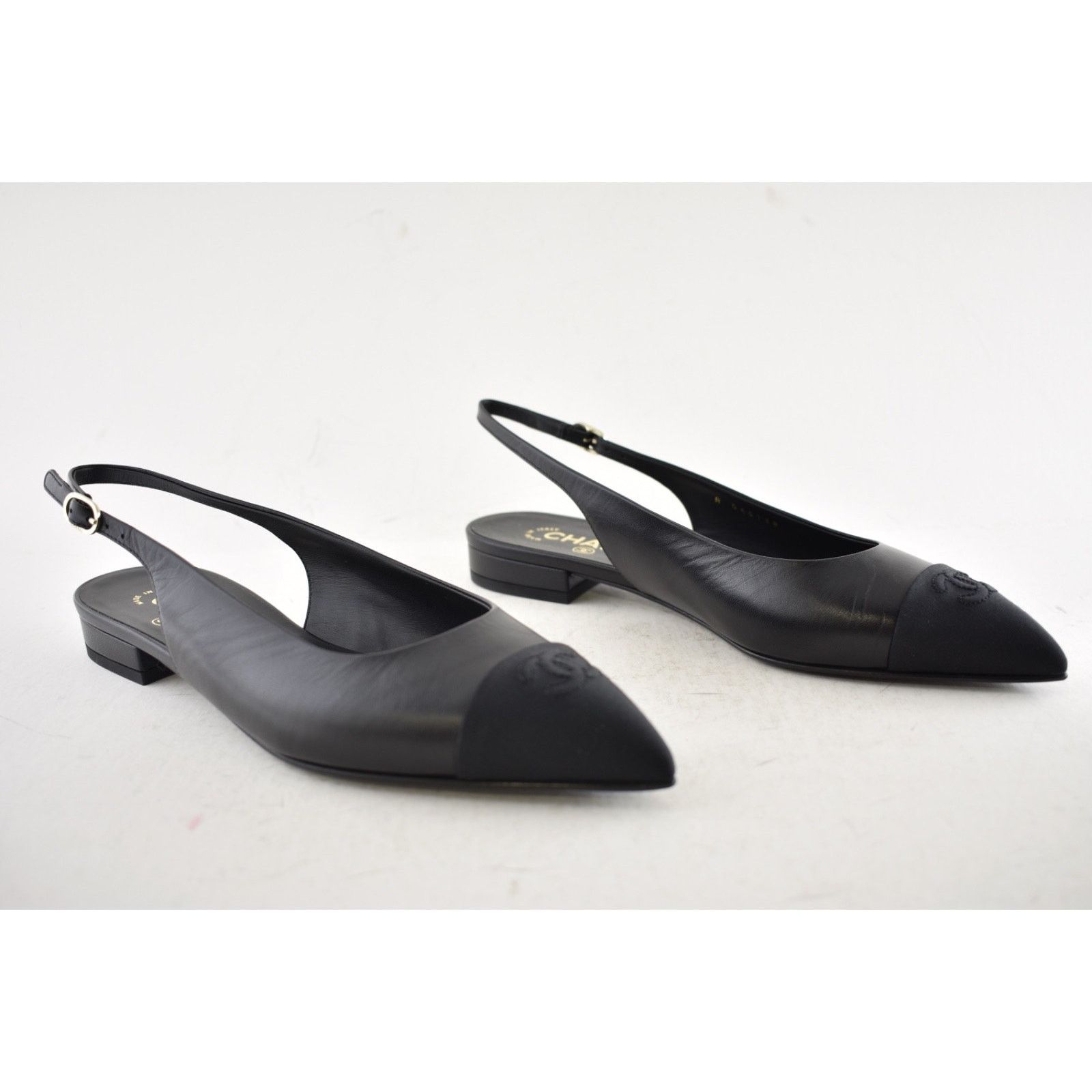 Chanel Chanel 24A Black Leather CC Logo Slingback Ballet Flat 38.5 Size US 8.5 / IT 38.5 - 5 Thumbnail