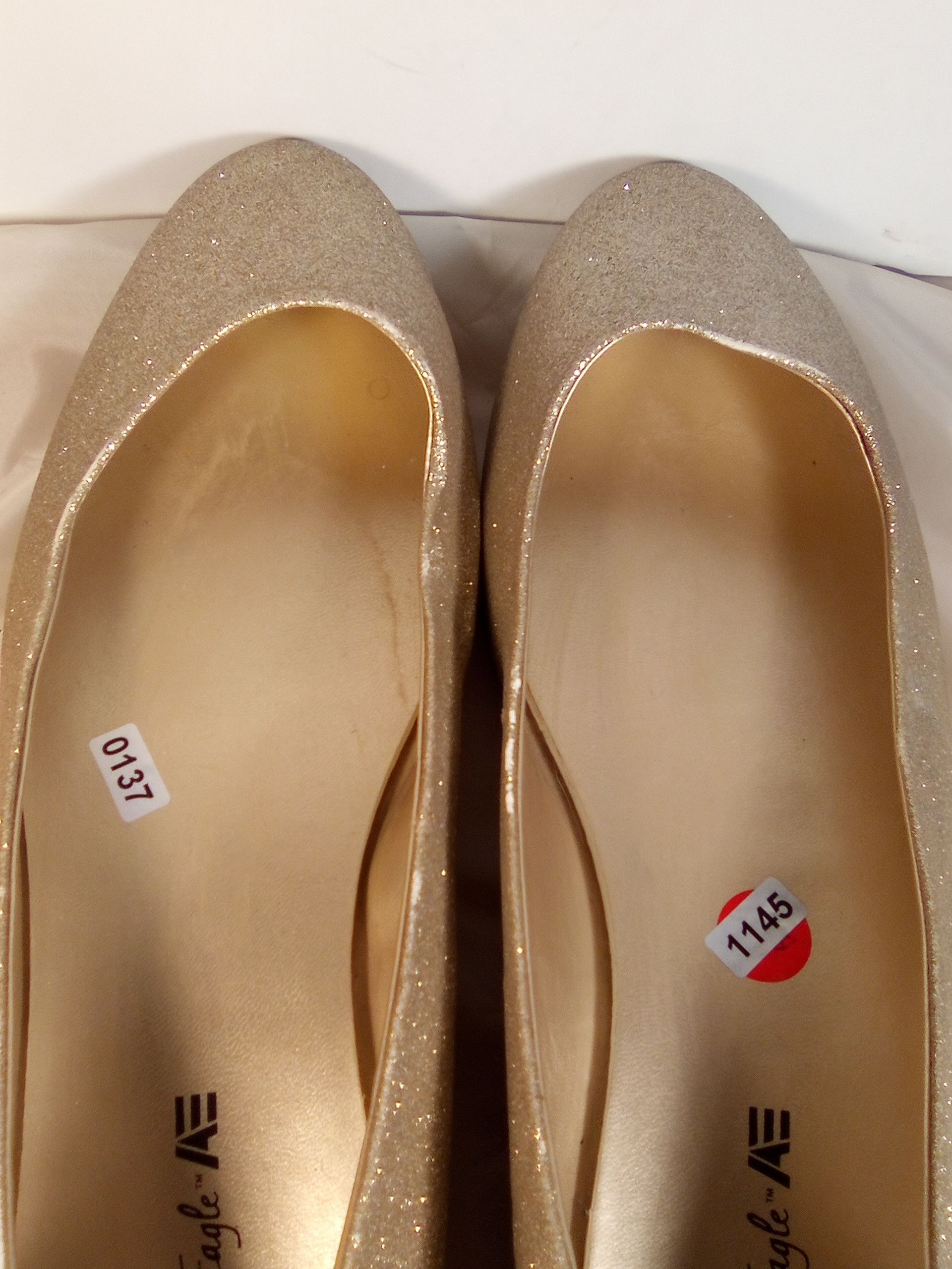 American Eagle Outfitters AMERICAN EAGLE GOLDEN FLATS SZ 13 FASHION CASUAL SHOE Size US 11.5 / IT 41.5 - 8 Thumbnail