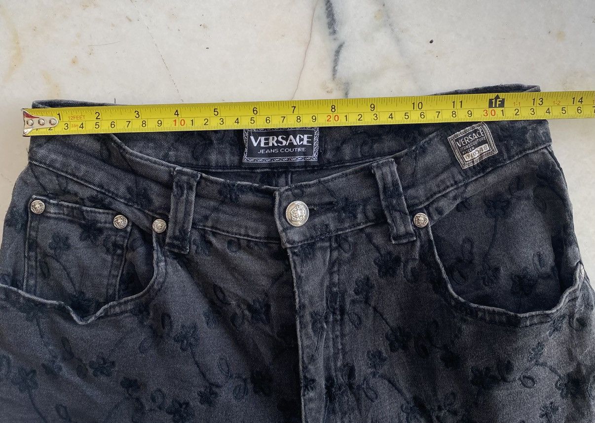 Versace Jeans Couture Versace Embroidery Pattern Sunfaded Jeans Size 26" / US 2 / IT 38 - 10 Thumbnail