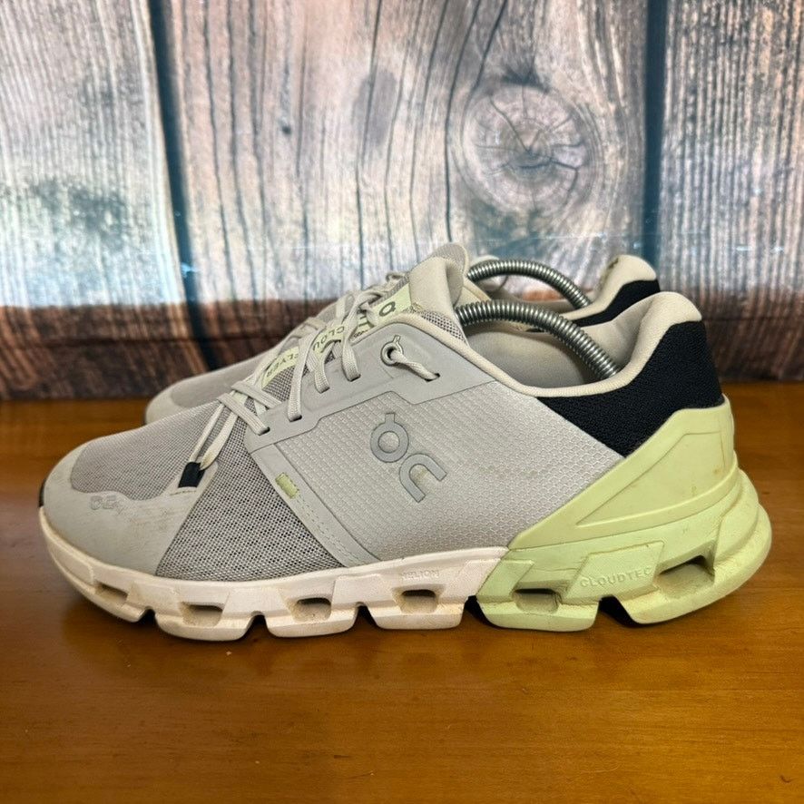 On On Running Cloudflyer 4 Men's Sneakers Gray Size 10.5 Size US 10.5 / EU 43-44 - 3 Thumbnail