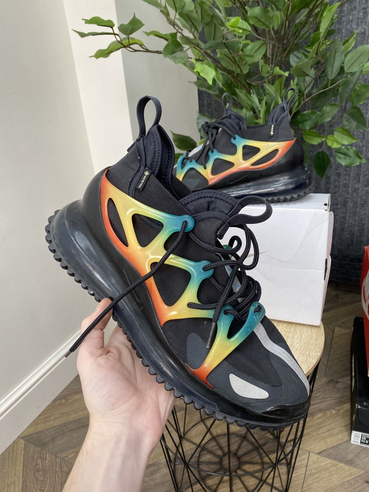Nike NIKE AIR MAX 720 HORIZON BQ5808-003 Size US 9 / EU 42 - 1 Thumbnail
