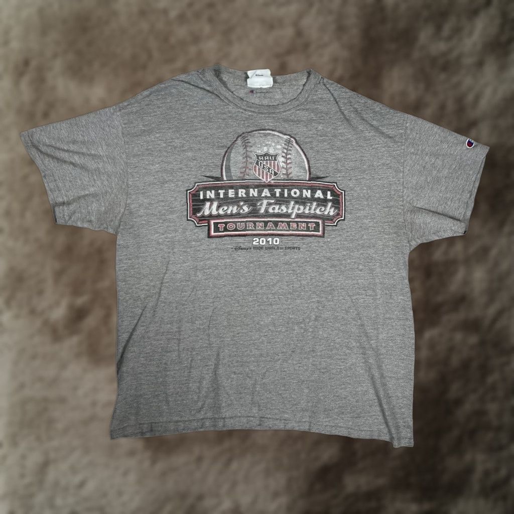 Disney Disney T-Shirt Mens XL 2010 Vintage Fastpitch Tournament Gray Crew Neck Short Sleeve Graphic Print Sports Disney Mens XL Size US XL / EU 56 / 4 - 1 Thumbnail