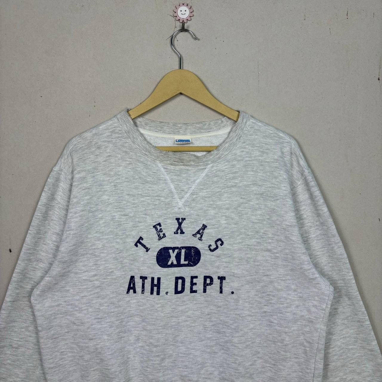 Champion Thrashed Champion Texas XL Ath Dept Sweatshirt Grey Japan Size US L / EU 52-54 / 3 - 3 Thumbnail