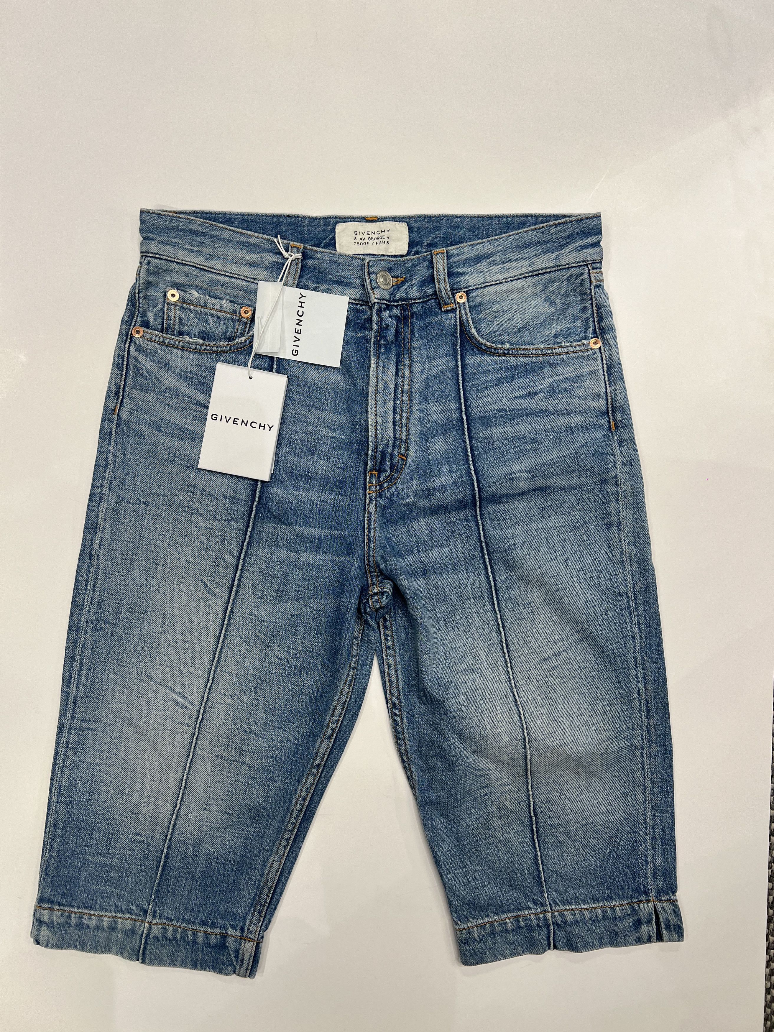 Givenchy Givenchy bermuda shorts Size US 28 / EU 44 - 1 Thumbnail